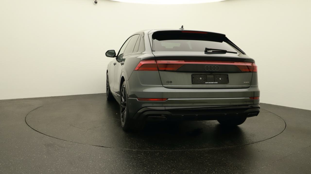 AUDI Q8 SUV TDI quattro 210 kW S line-showroom-element-3