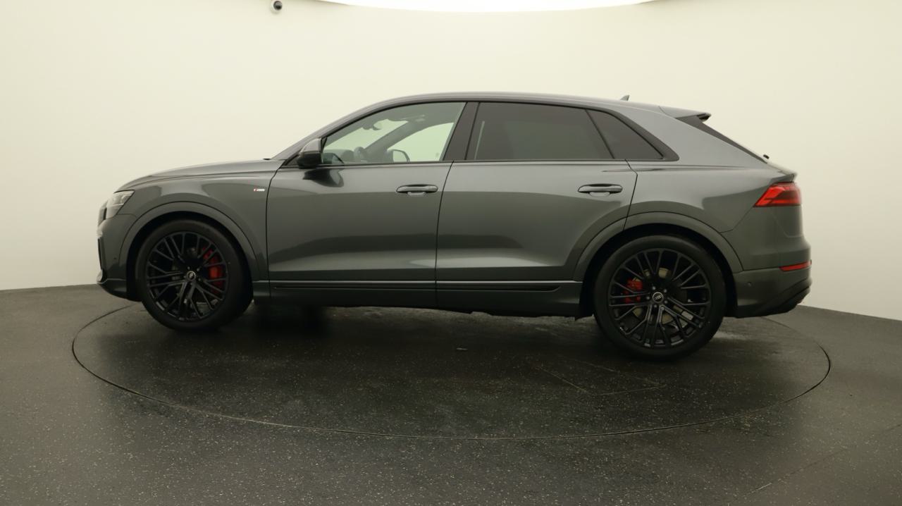 AUDI Q8 SUV TDI quattro 210 kW S line-showroom-element-1