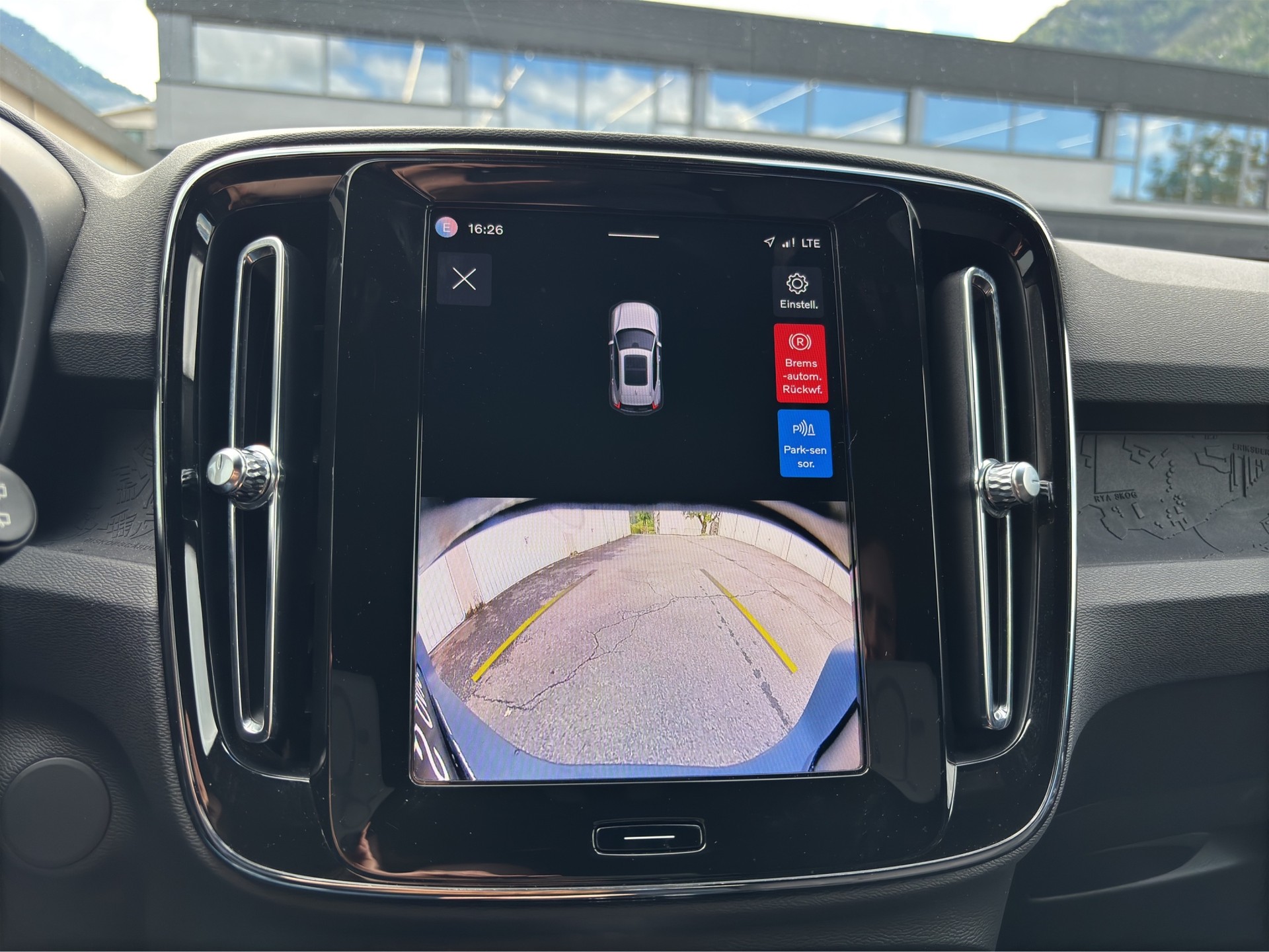VOLVO XC40 E80 Core-image-16