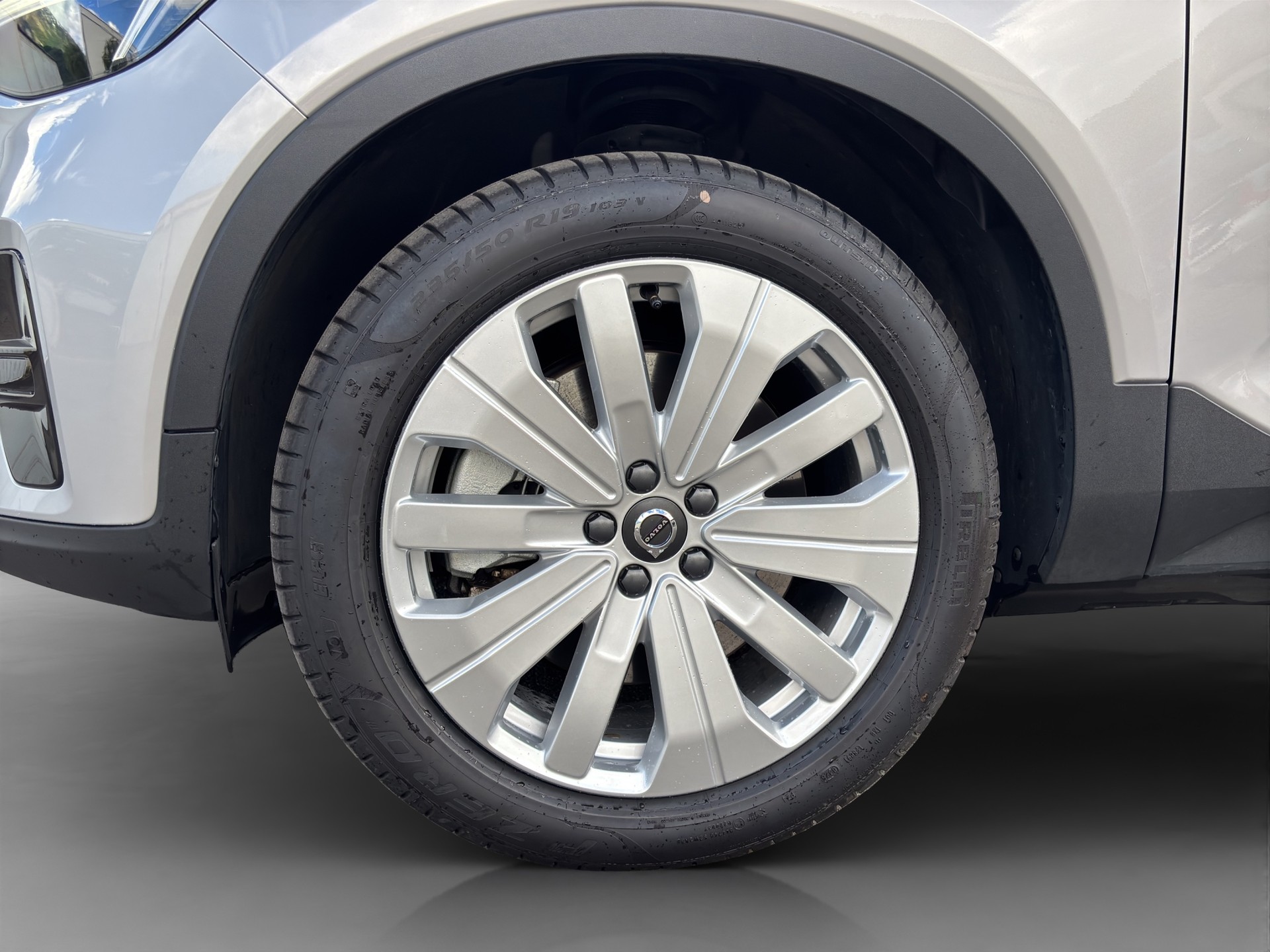 VOLVO XC40 E80 Core-image-8
