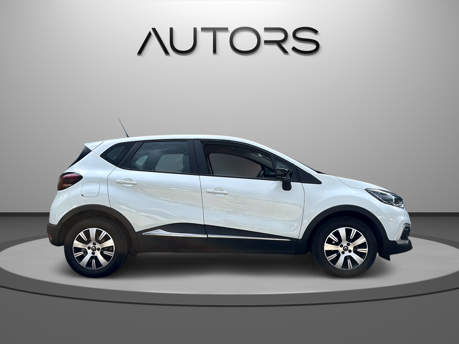RENAULT Captur 0.9 12V Zen-showroom-element-2