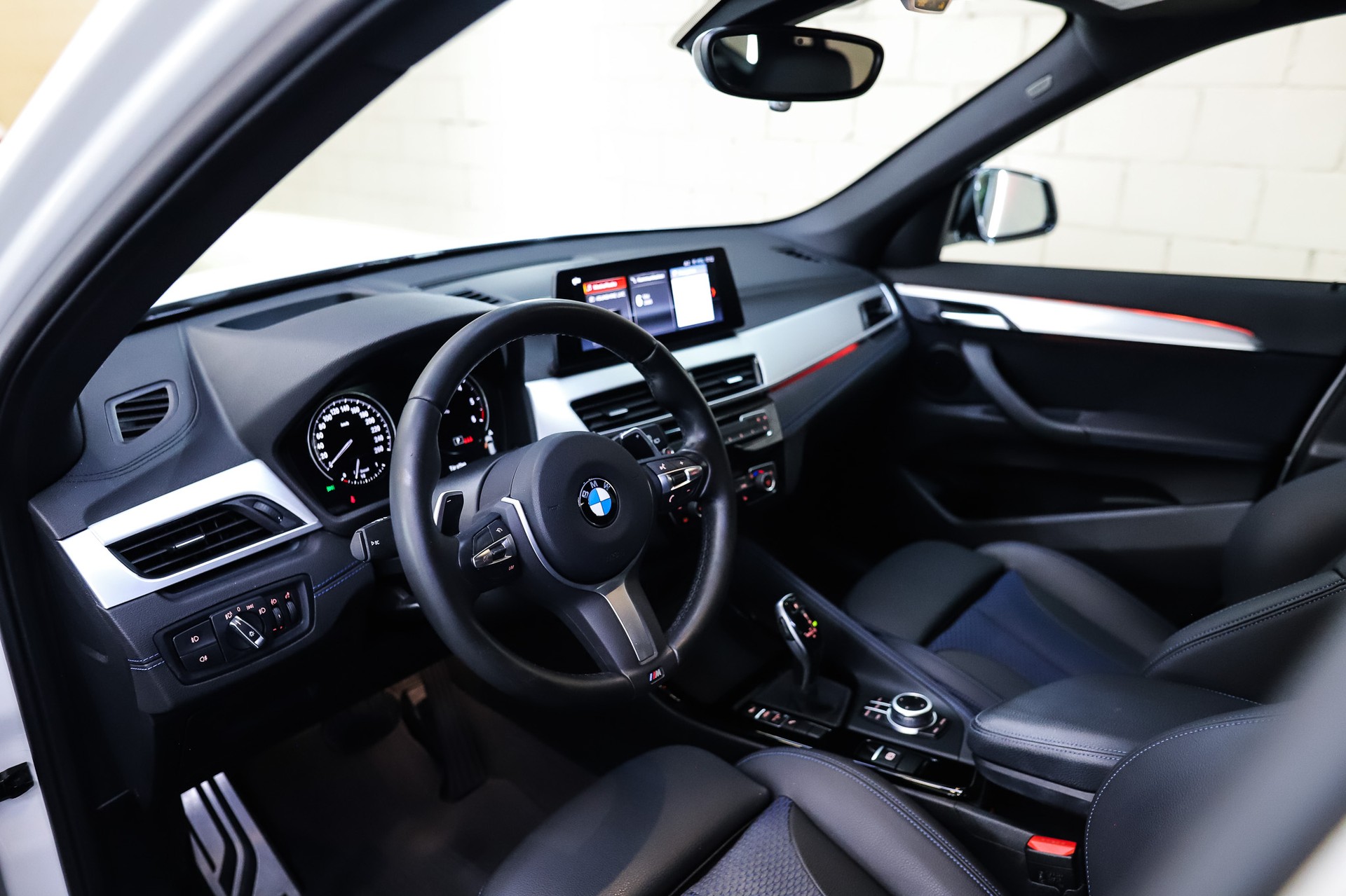 BMW X1 sDrive 18d M Sport Steptronic-image-7