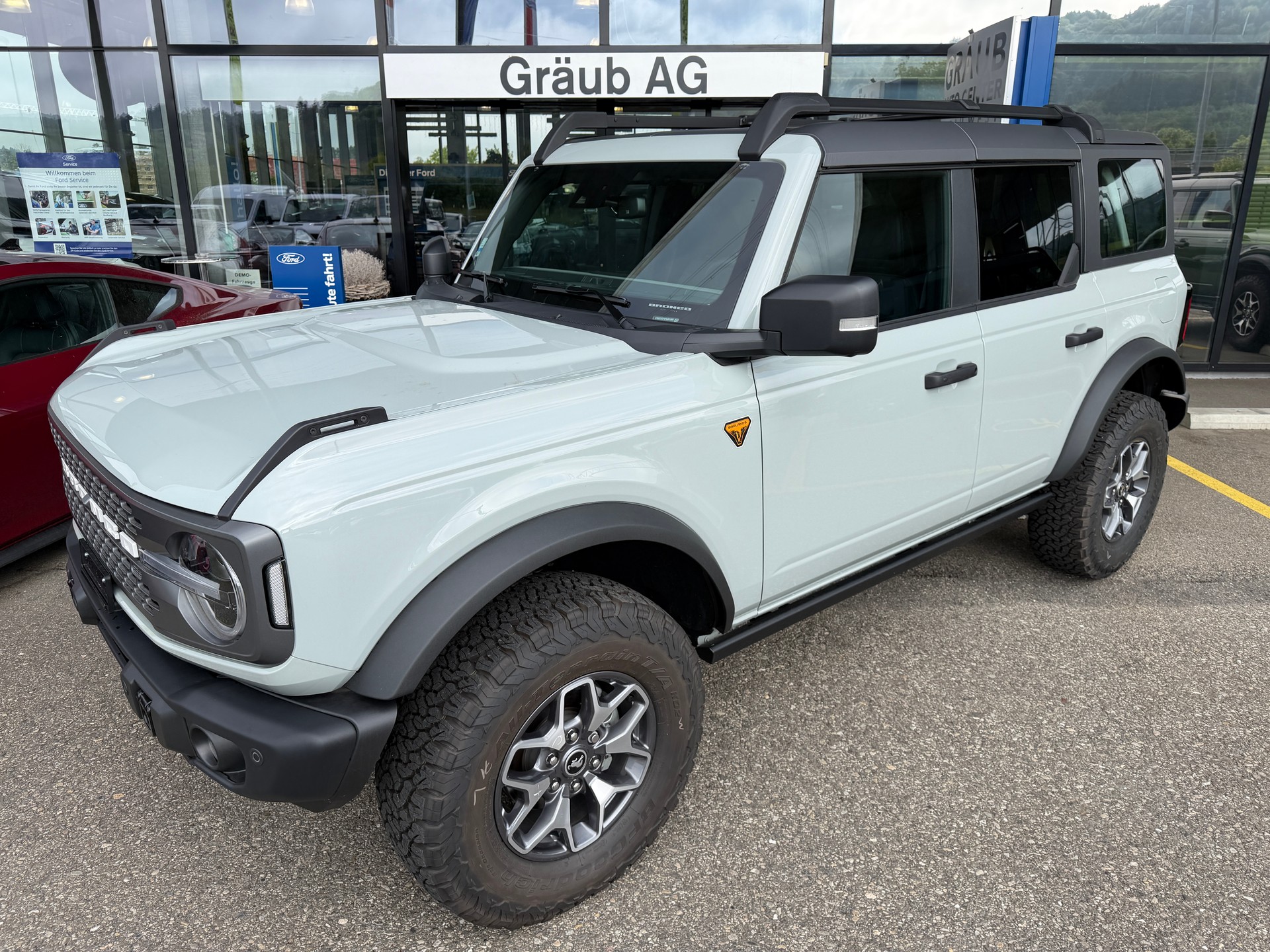 FORD Bronco 2.7 EcoB Badlands e-4WD-showroom-element-2