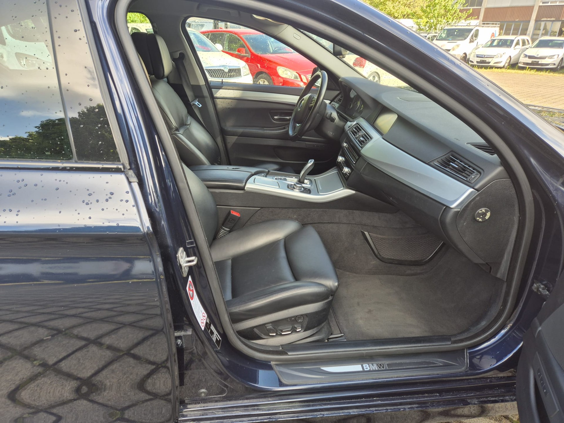 BMW 535i xDrive Steptronic-image-11