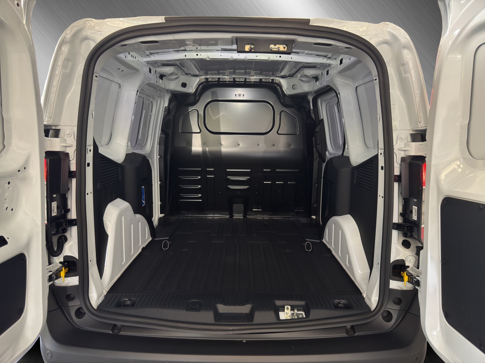 FORD Transit Courier Van 1.0 EcoBoost Trend-image-12