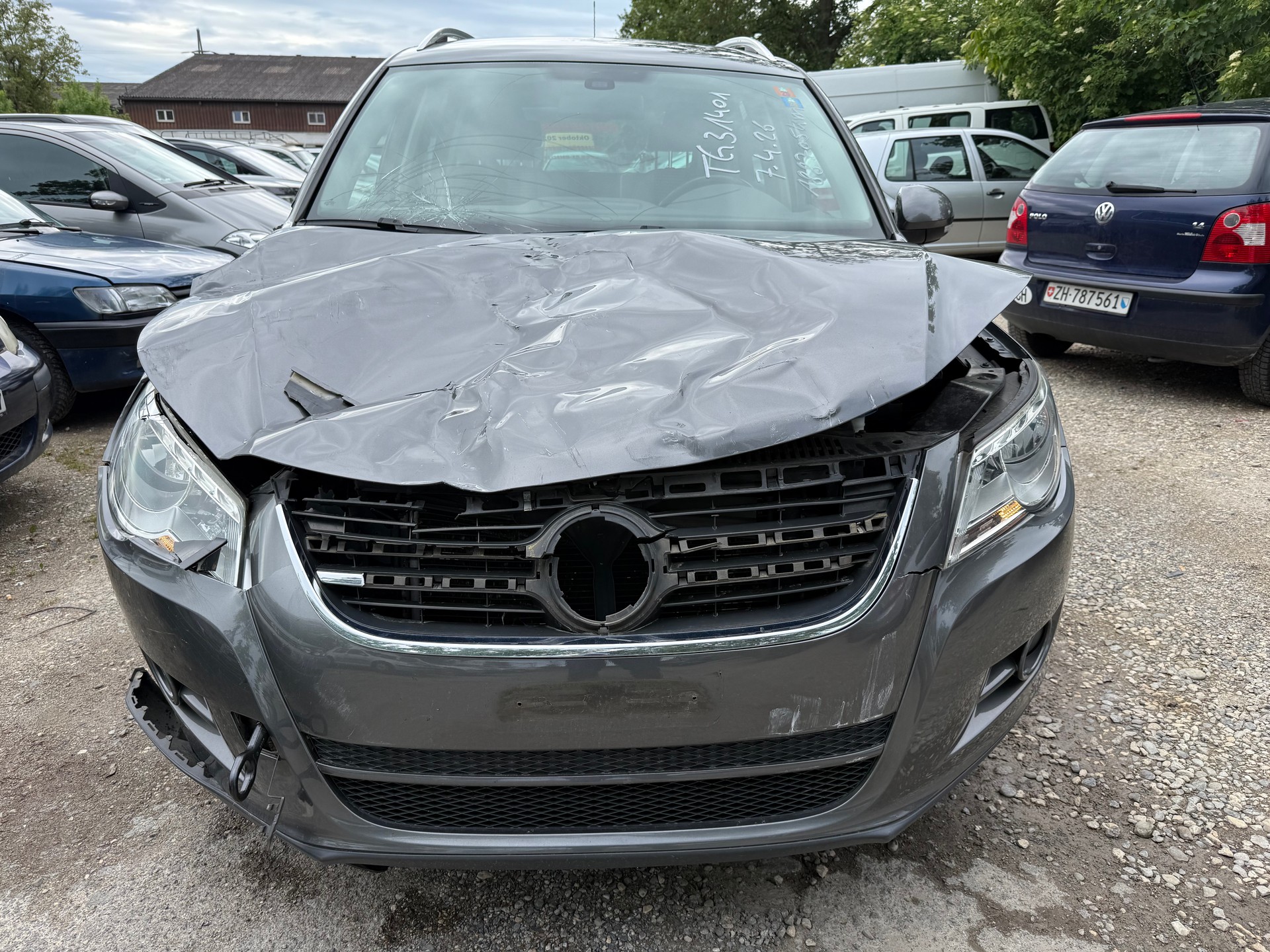 VW Tiguan 2.0 TSI Sport&Style DSG-image-2
