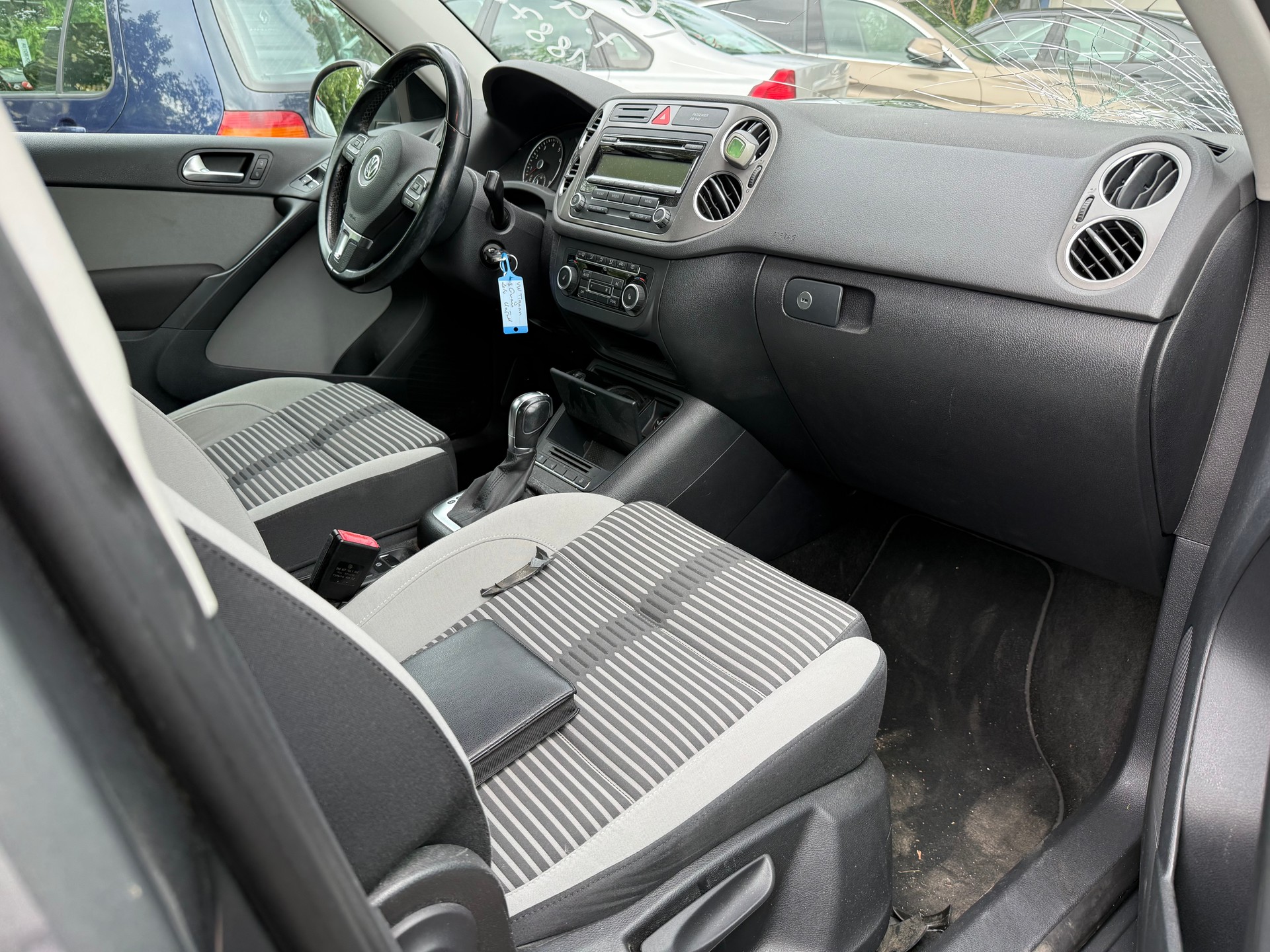 VW Tiguan 2.0 TSI Sport&Style DSG-image-8