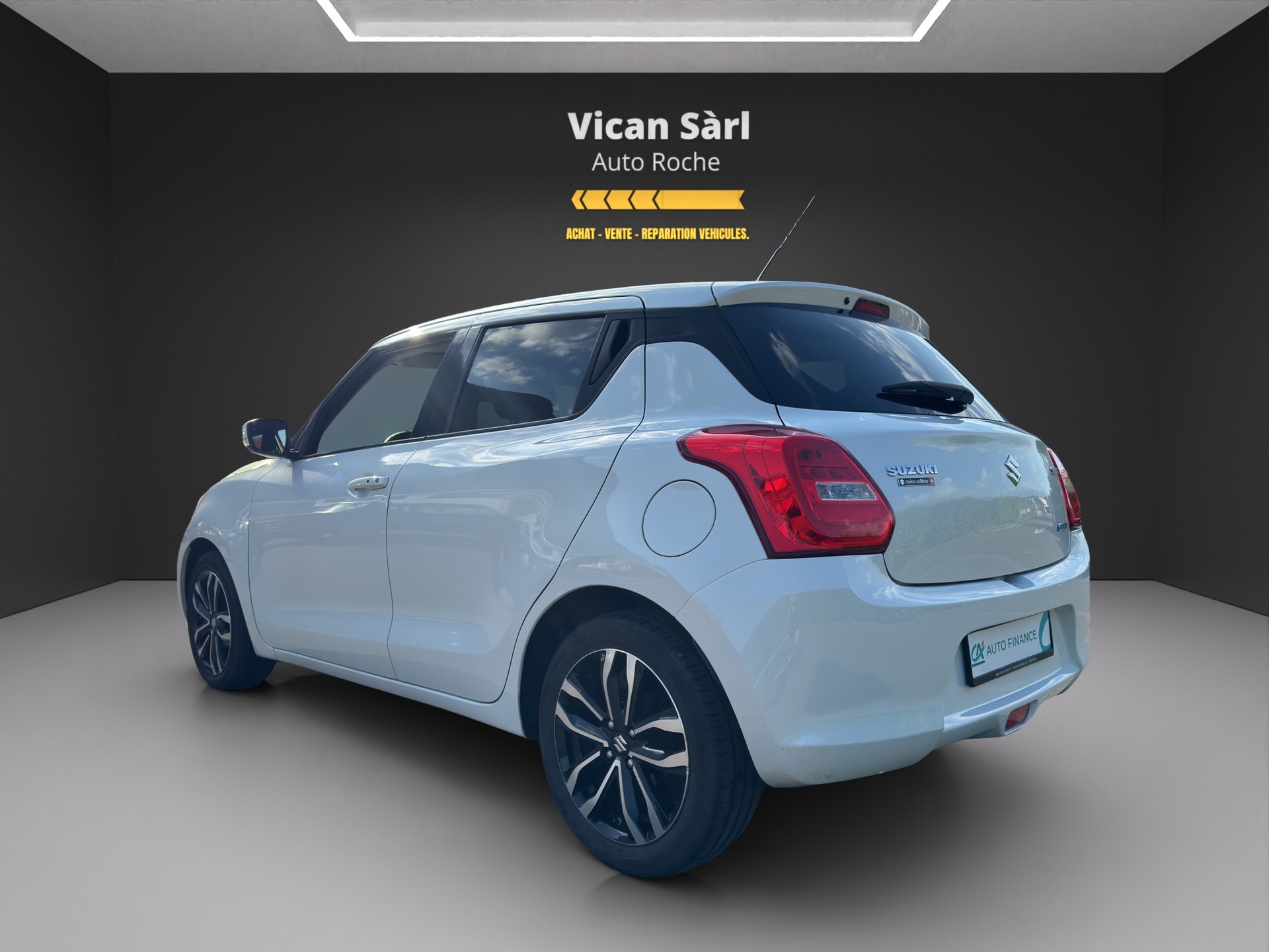 SUZUKI Swift 1.0 12V SHVS Compact Top Hybrid-image-5
