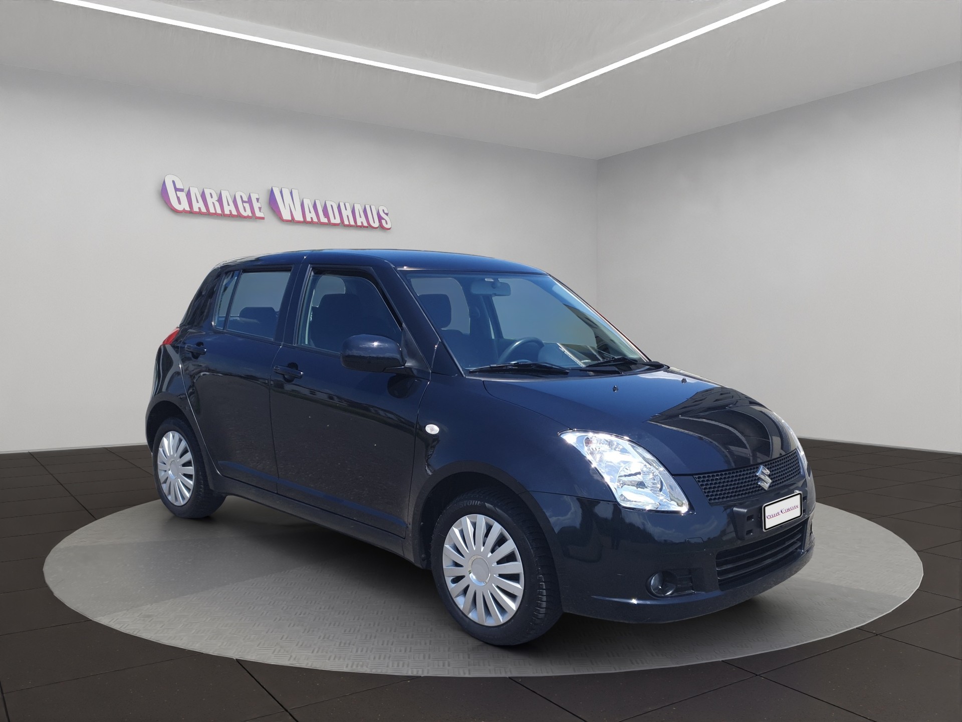 SUZUKI Swift 1.3i 16V GL Top 4x4-image-6