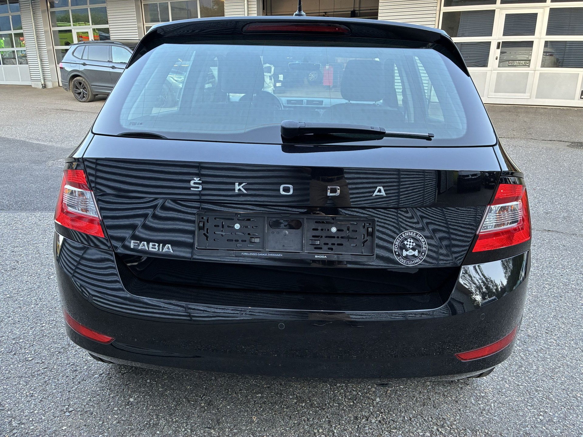 SKODA Fabia Lim. Ambition 1.0TSI man.-image-6