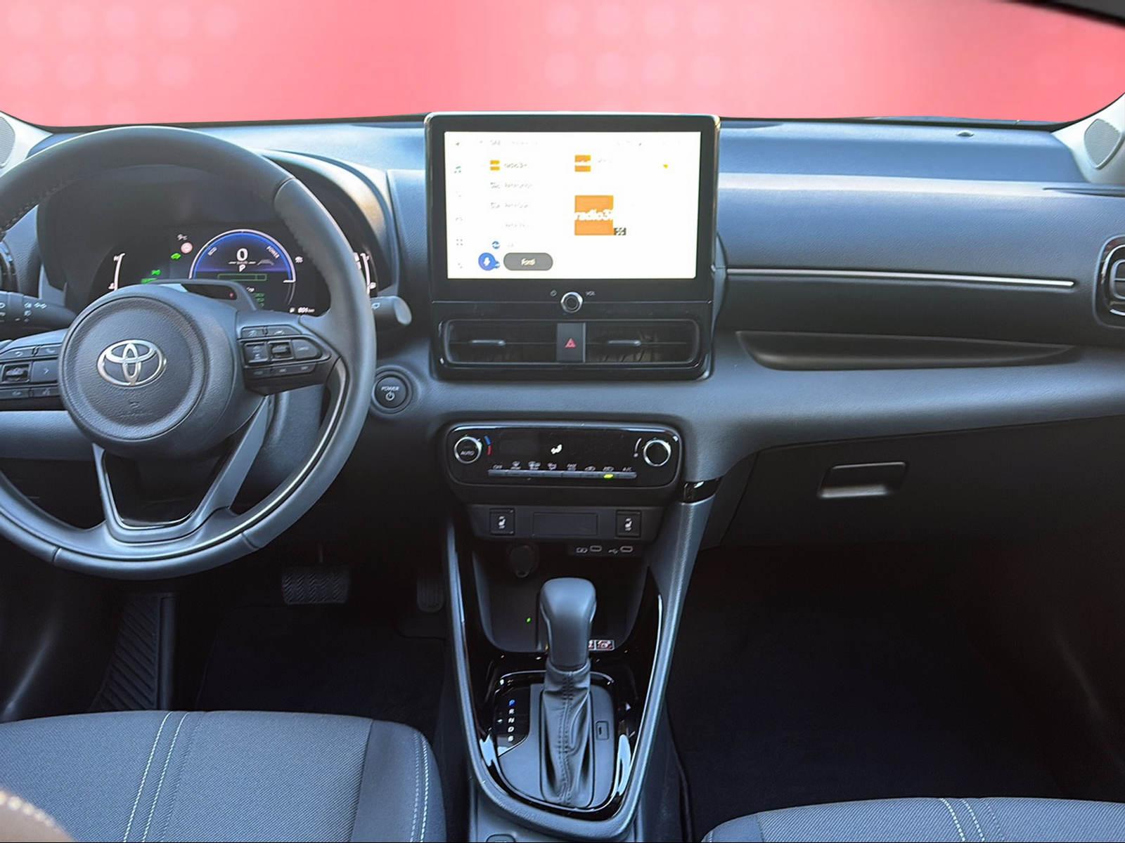 TOYOTA Yaris 1.5 VVT-i HSD Trend-image-11