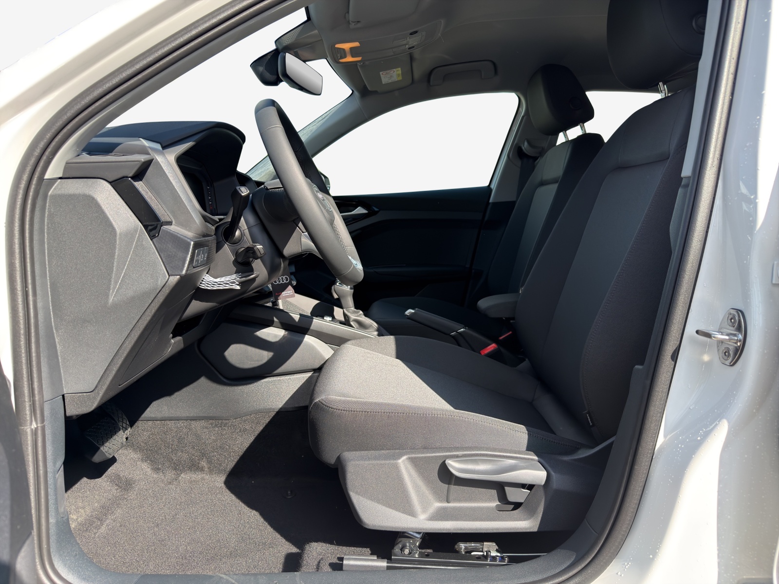 AUDI A1 Sportback 30 TFSI S Line Attraction S-tronic-image-7