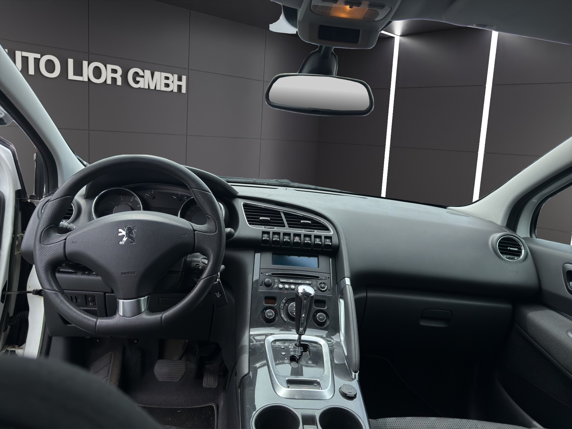 PEUGEOT 3008 1.6 16V T Online Tiptronic-image-9