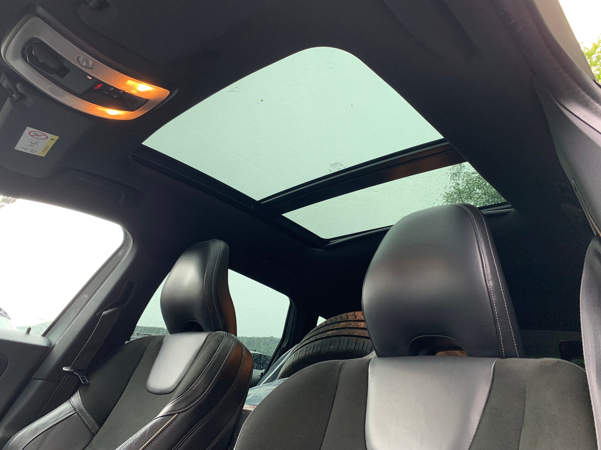 VOLVO XC60 D4 AWD Summum R-Design Geartronic-image-28