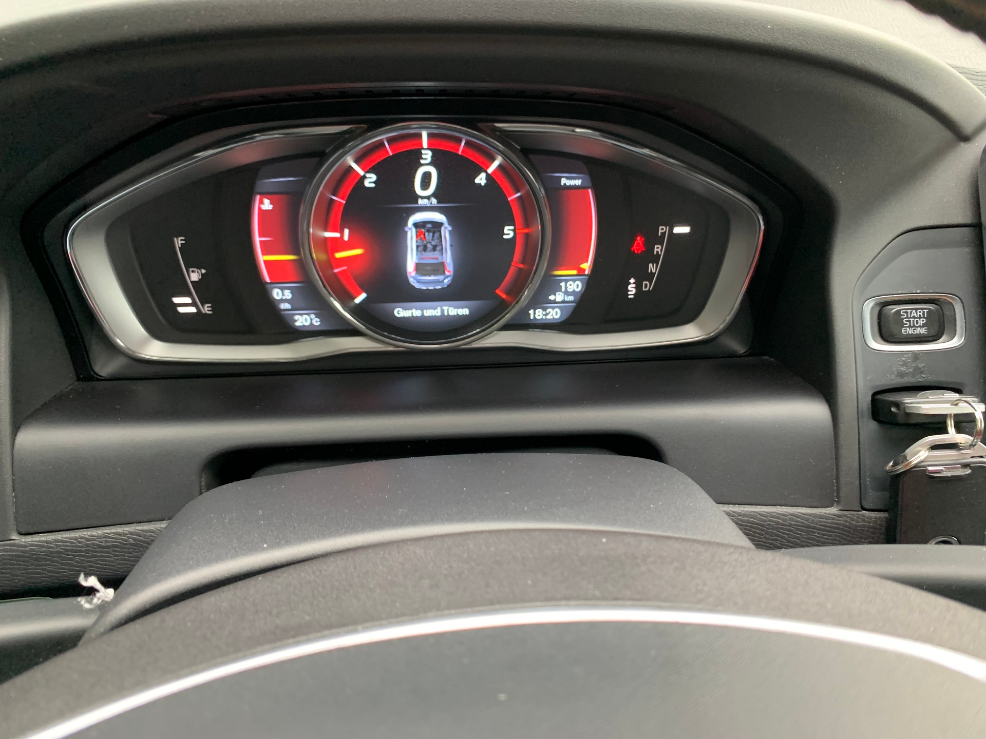 VOLVO XC60 D4 AWD Summum R-Design Geartronic-image-17