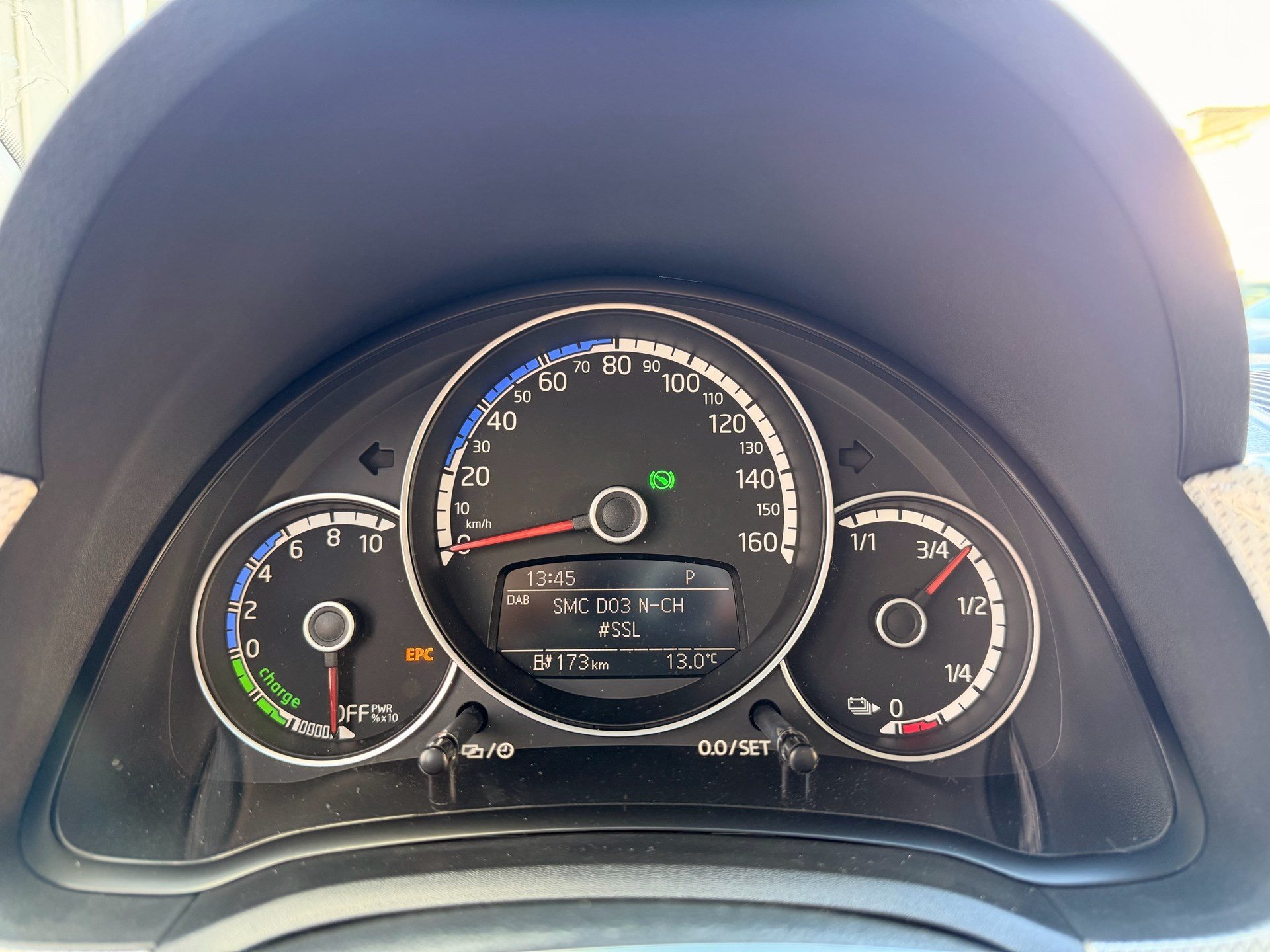 VW e-up! E-UP! EDITION *** TOPPREIS ***-image-8