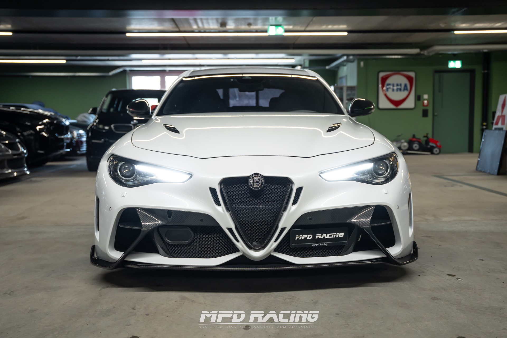 ALFA ROMEO Giulia 2.9 V6 Quadrifoglio Automatic-showroom-element-1
