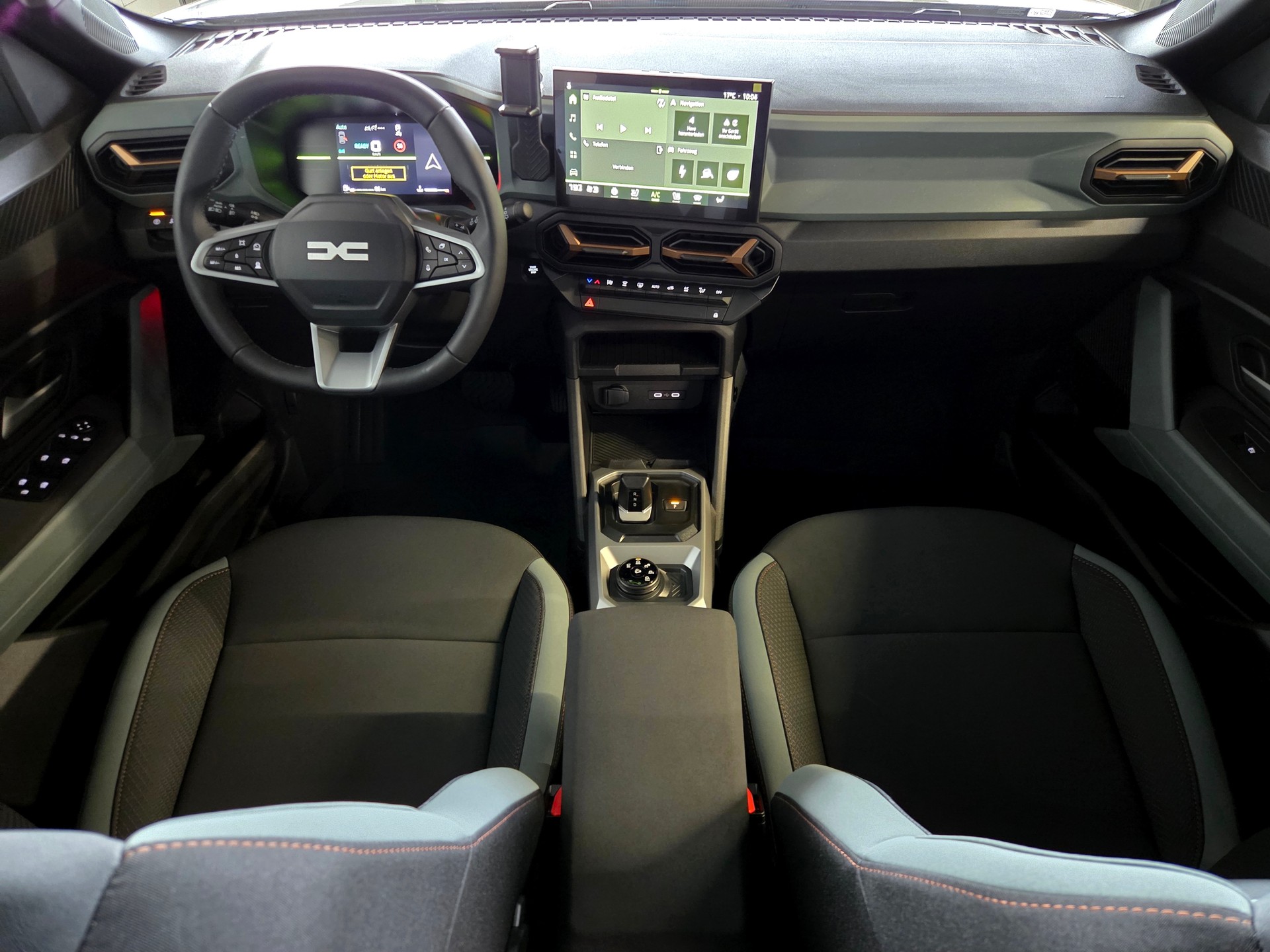 DACIA Duster 1.2 Hybrid-G Extreme 4WD-image-7
