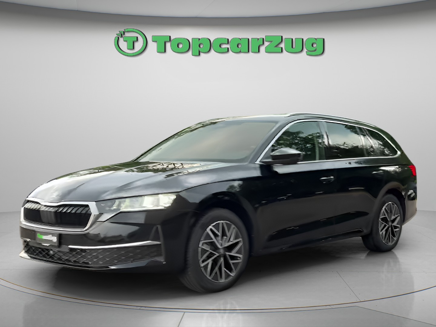 SKODA Octavia Combi 1.5 TSI mHEV DSG Selection-showroom-element-1