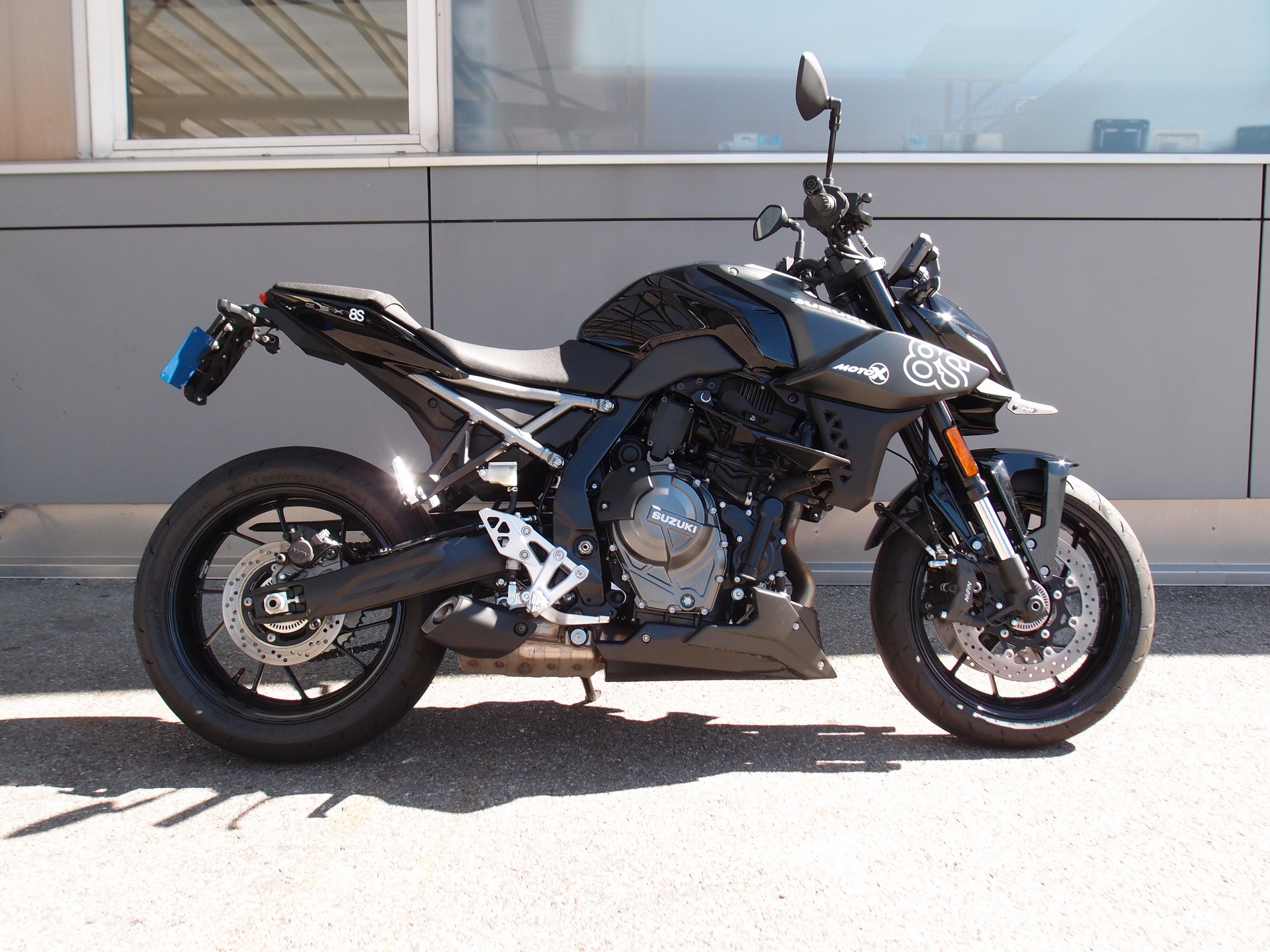 SUZUKI GSX-8S-image-1