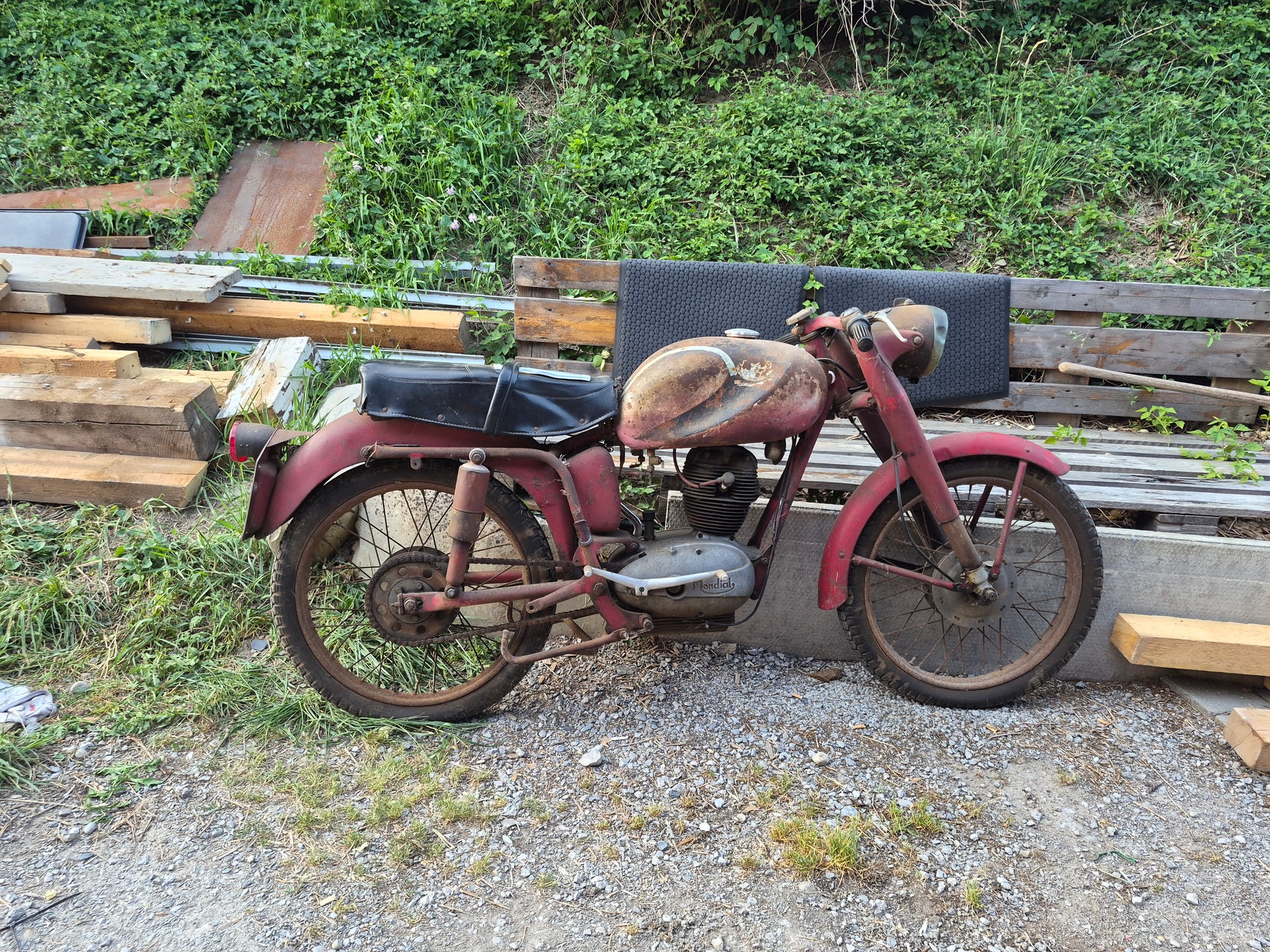 MONDIAL 125-image-0