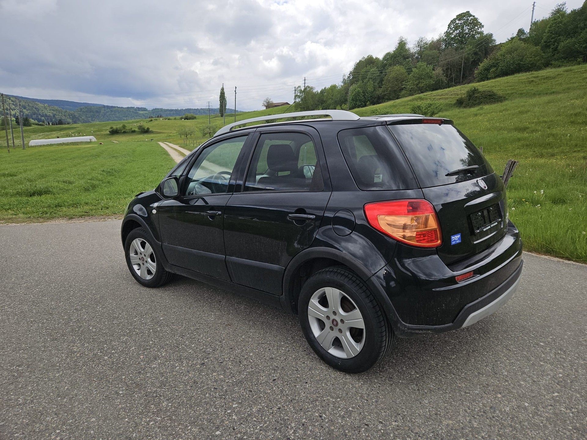 FIAT Sedici 1.6 4WD Emotion-image-1