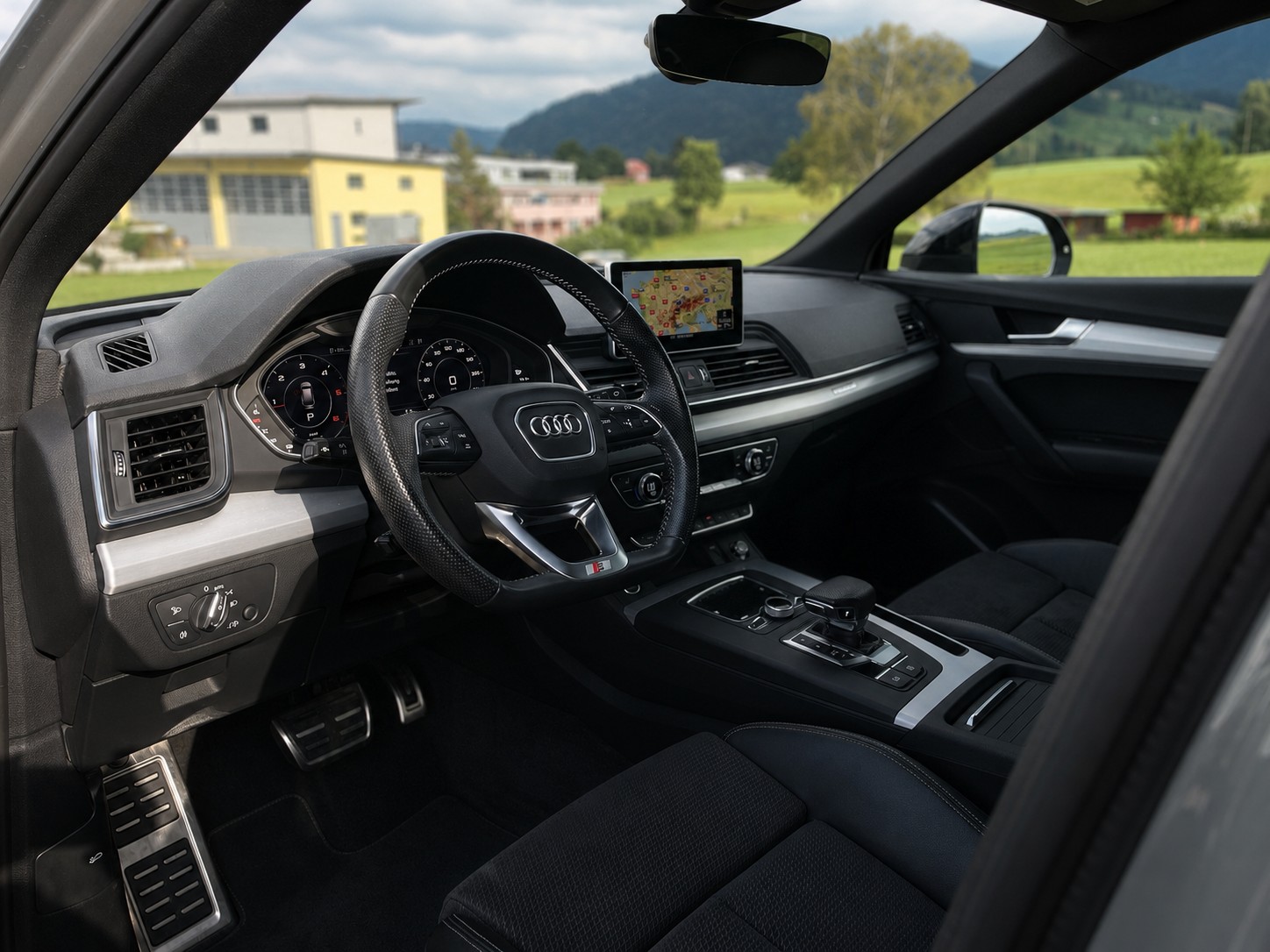 AUDI Q5 40 TDI sport quattro S-tronic-showroom-element-3