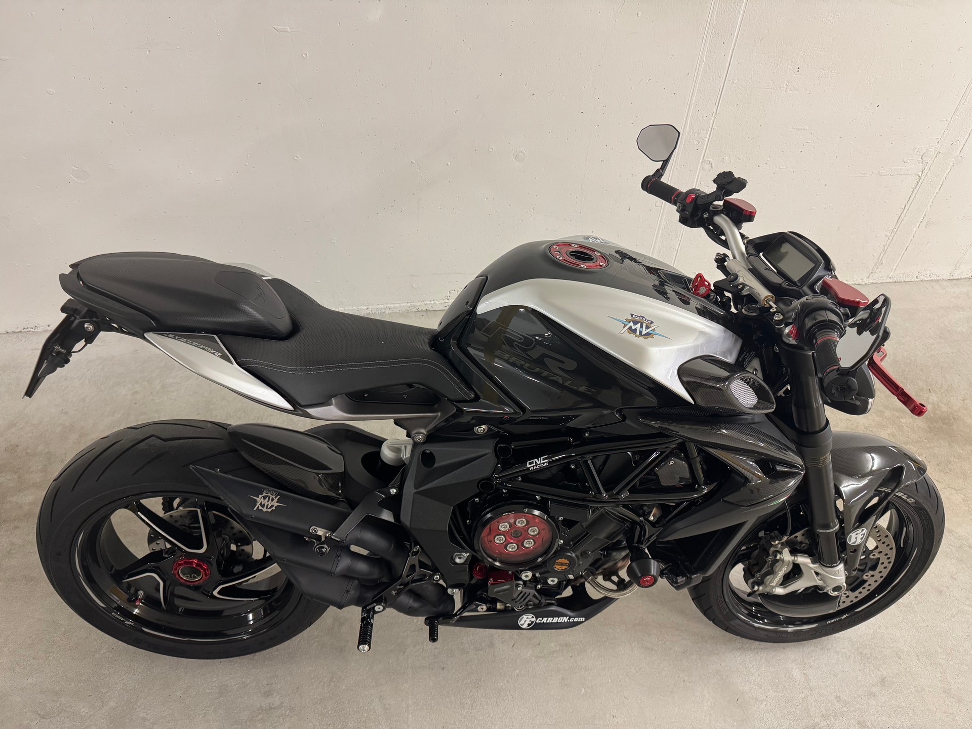 MV AGUSTA B3 Brutale 800 RR ABS-image-1