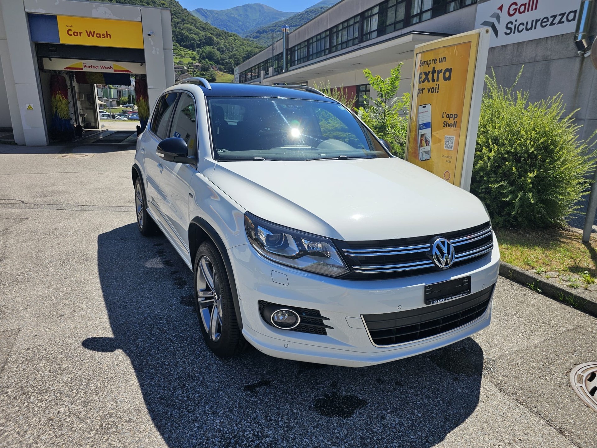 VW Tiguan 2.0 TDI Cityscape 4Motion DSG-image-5