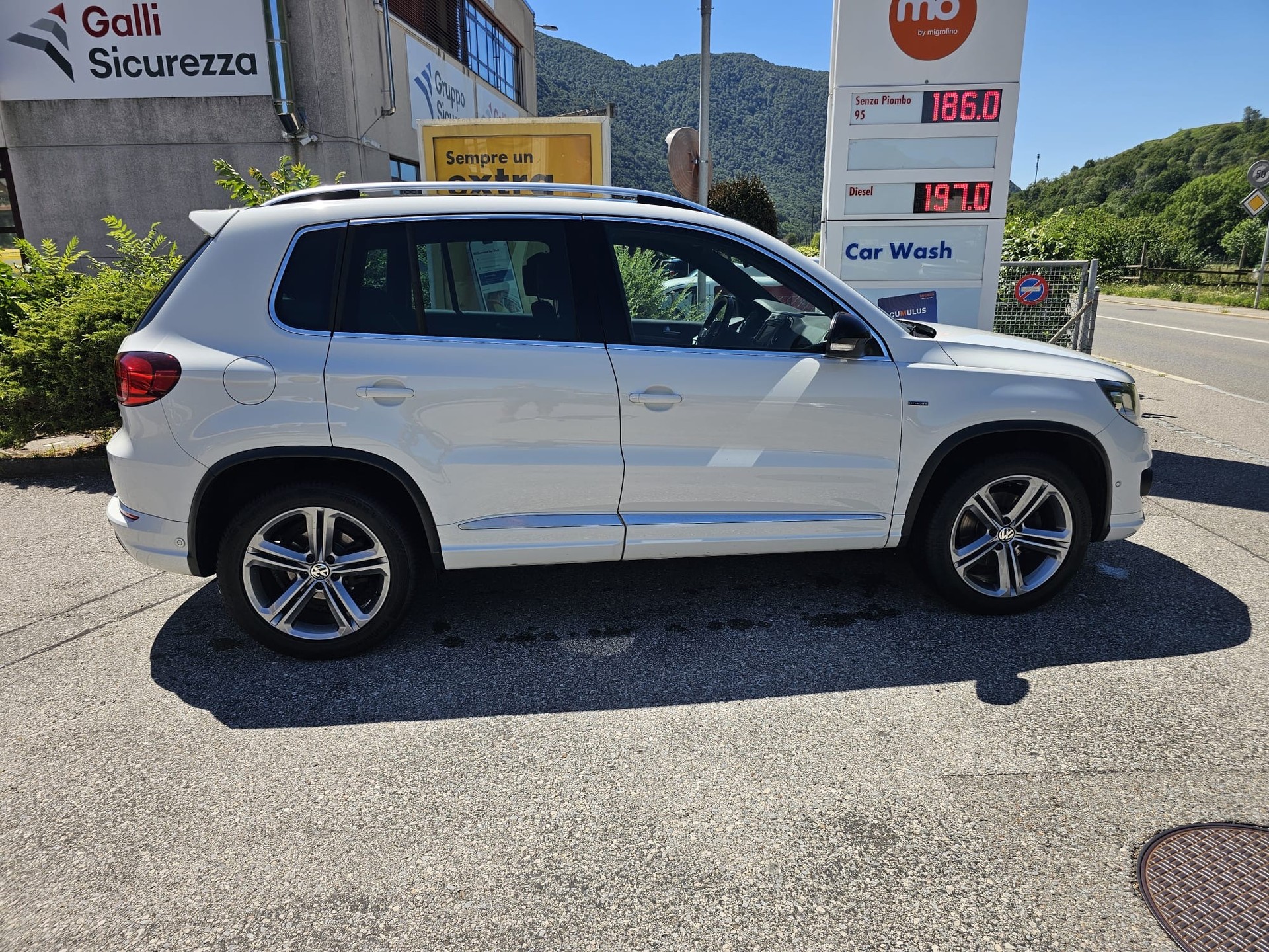 VW Tiguan 2.0 TDI Cityscape 4Motion DSG-image-4