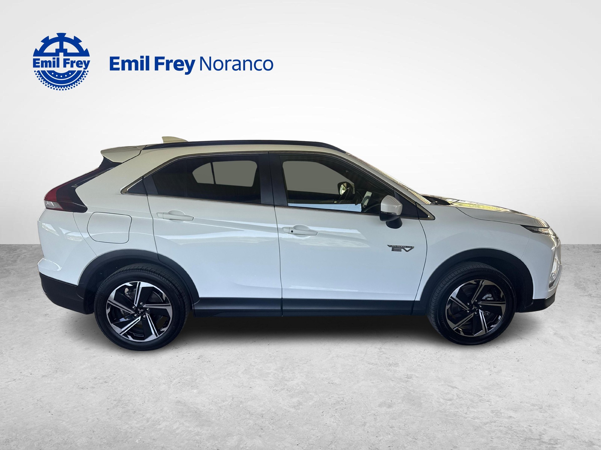 MITSUBISHI Eclipse Cross 2.4 PHEV Invite 4x4 - Ruote invernali incluse-image-5