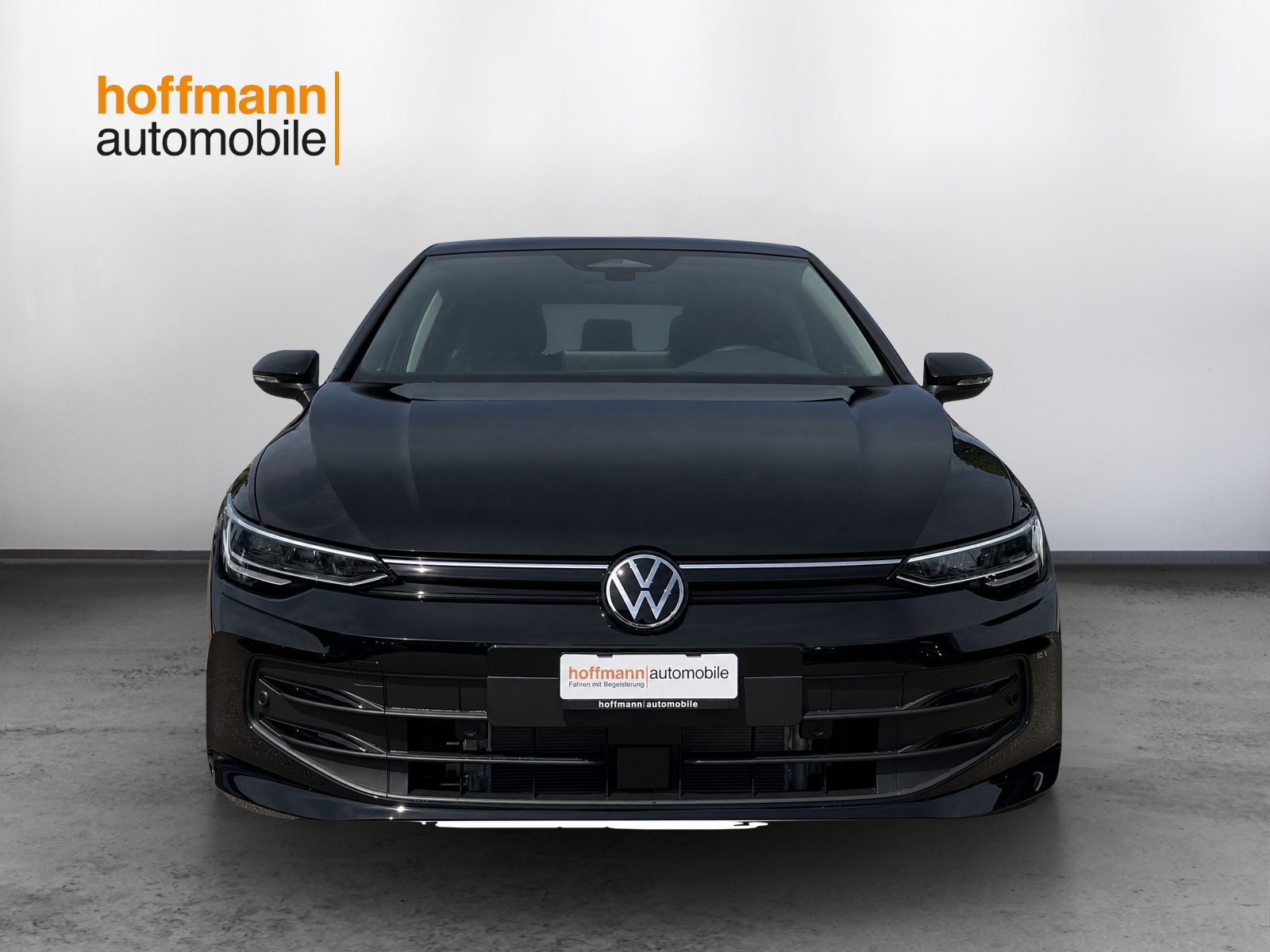 VW Golf 1.5 e TSI mHEV United DSG-showroom-element-1