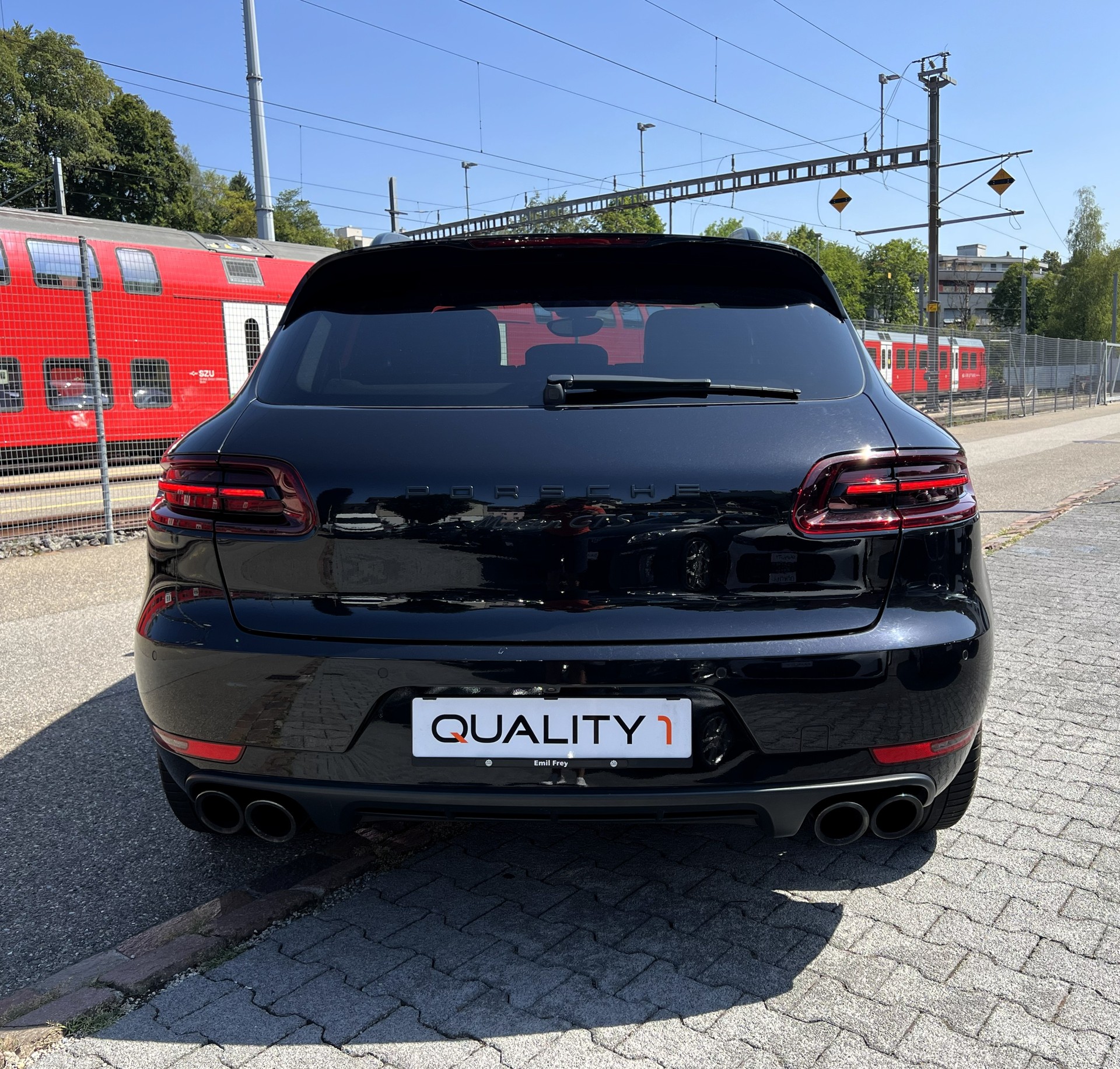 PORSCHE Macan GTS PDK-showroom-element-3