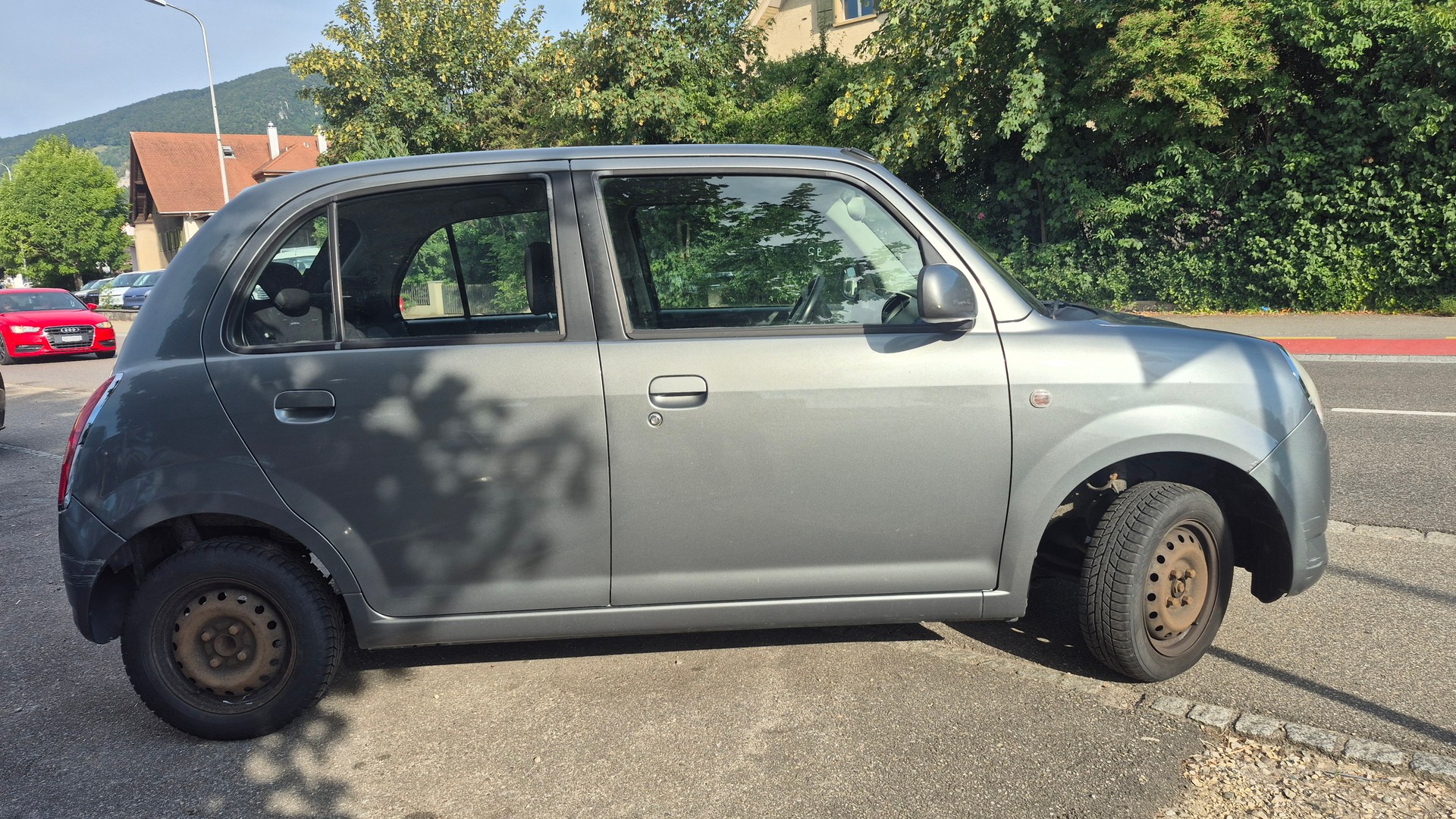 DAIHATSU Trevis 1.0-image-3