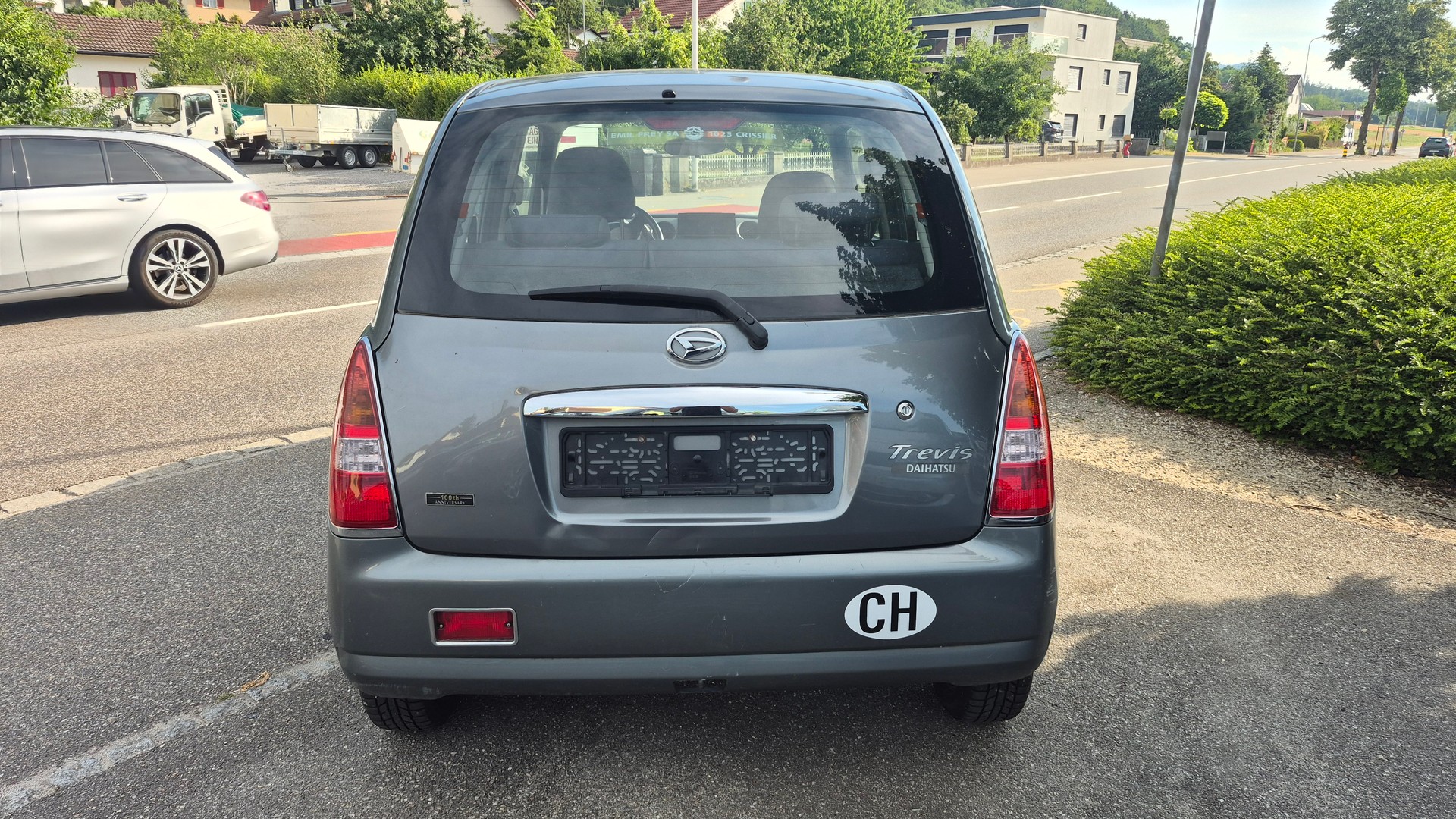 DAIHATSU Trevis 1.0-image-5