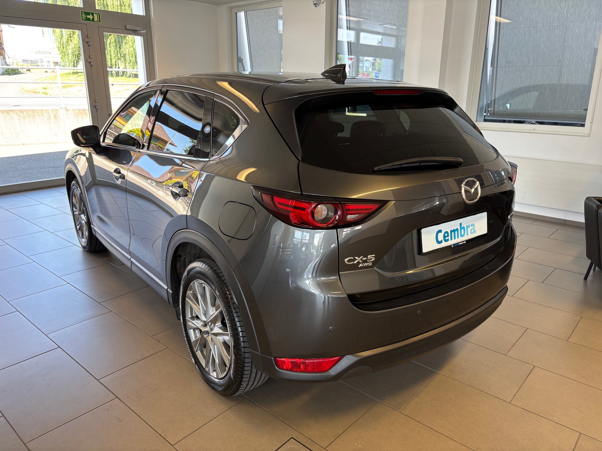 MAZDA CX-5 SKYACTIV-D 184 Revolution AWD Automat-showroom-element-3