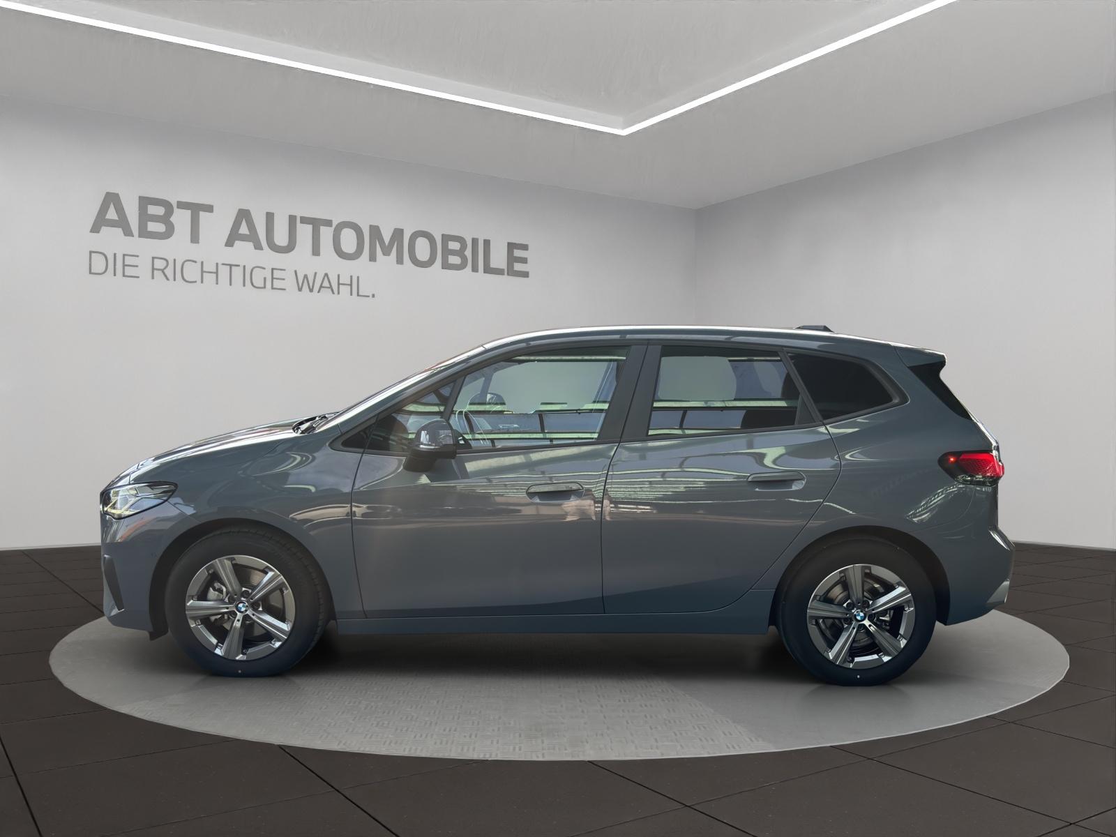 BMW 218i Active Tourer-showroom-element-2