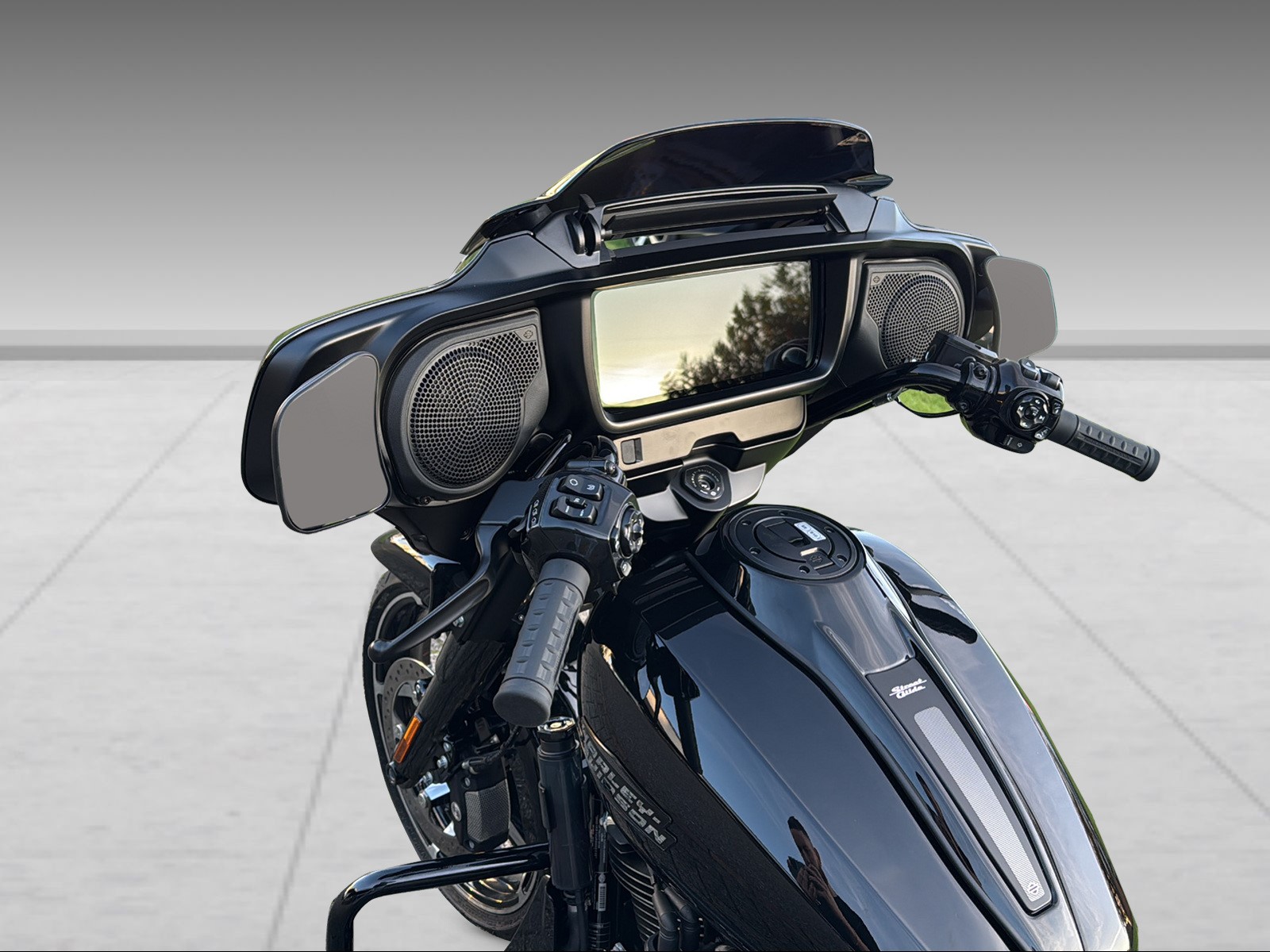 HARLEY-DAVIDSON FLHX Street Glide Black Finish 117-image-3