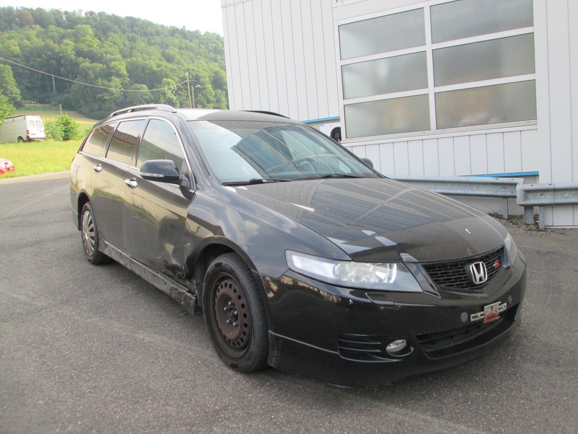 HONDA Accord Tourer 2.4i Executive Automatic-image-2