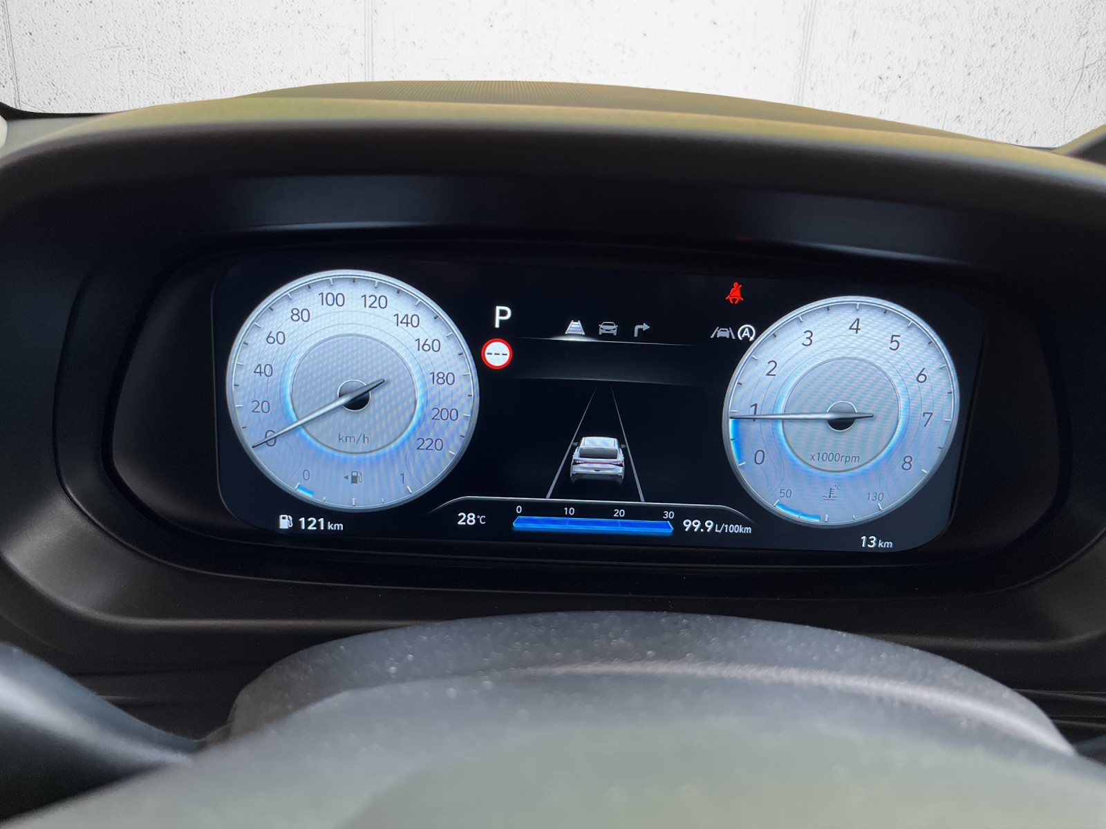 HYUNDAI i20 1.0 T-GDi Amplia DCT-image-11