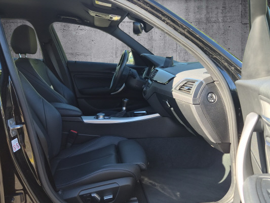 BMW 118d xDrive Ed. M Sport-image-6
