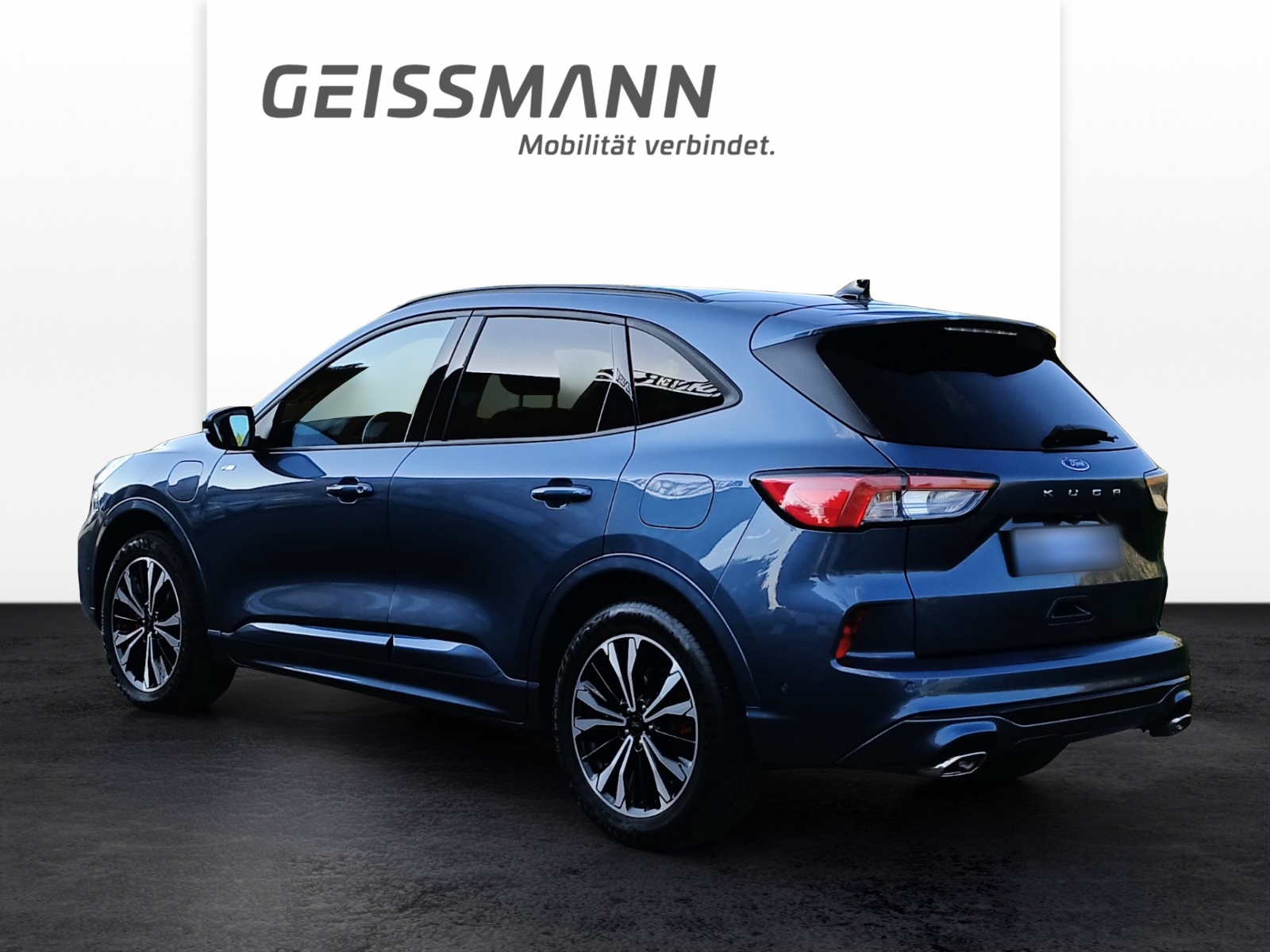 FORD Kuga 2.5 Plug-in Hybrid ST-Line X-showroom-element-2