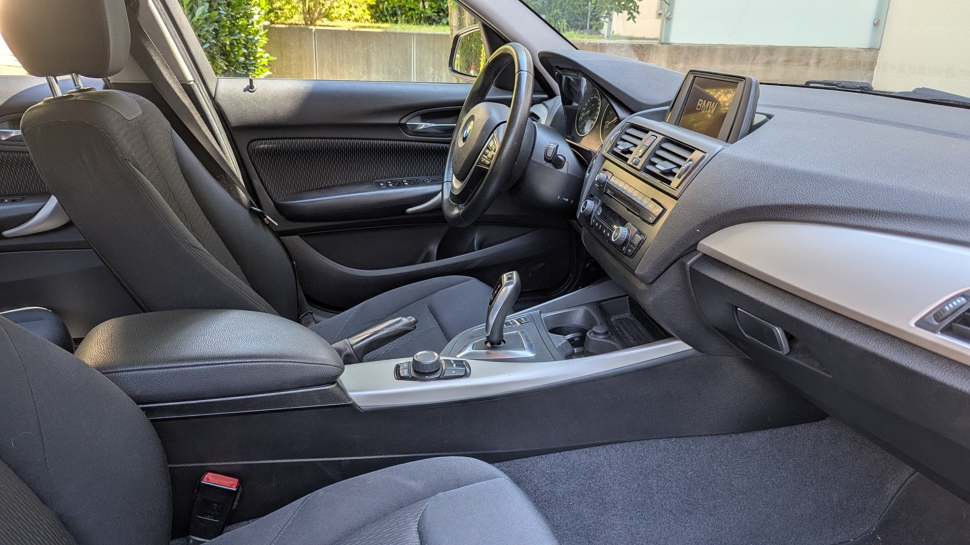 BMW 116i-image-5