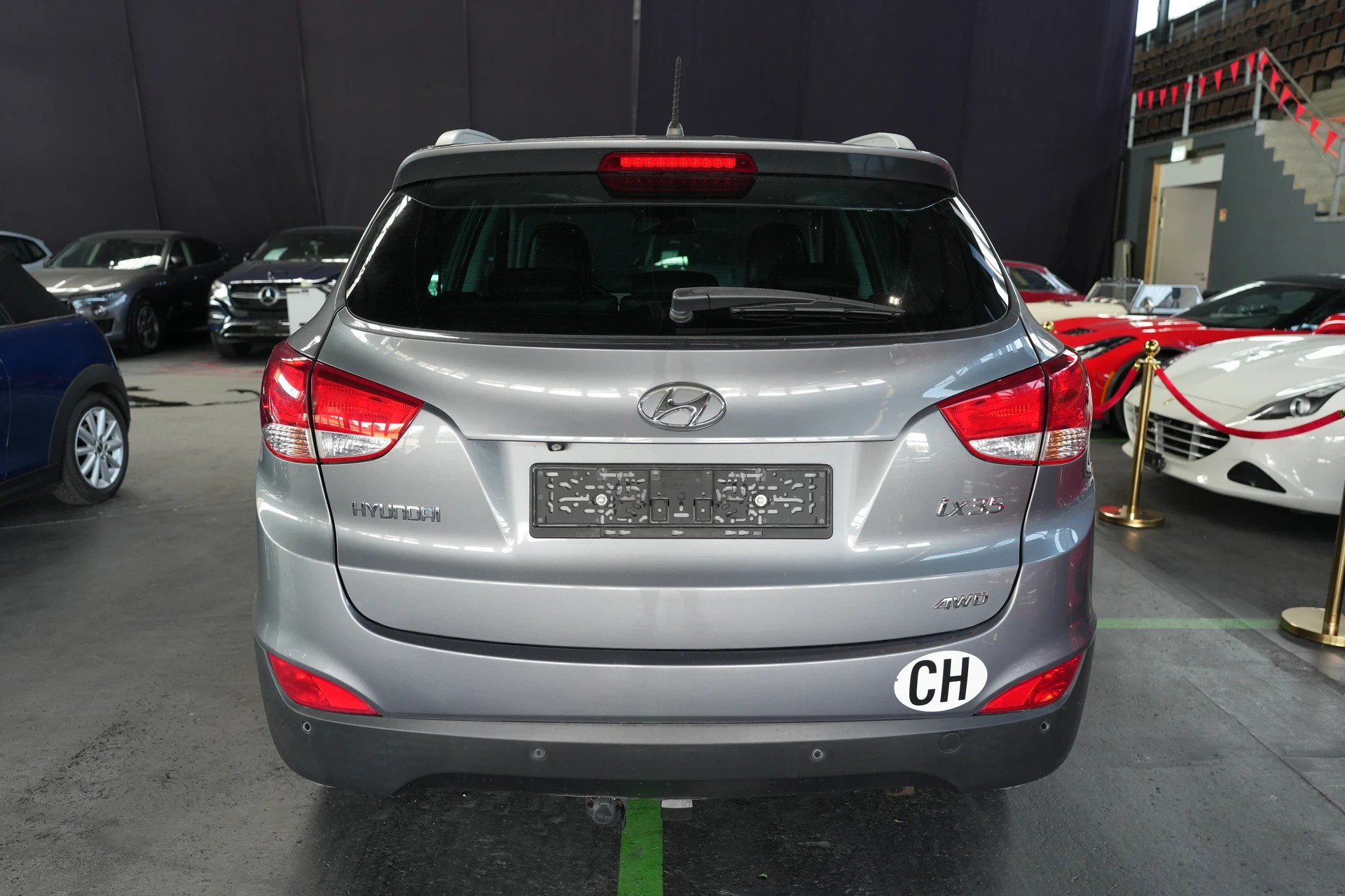 HYUNDAI iX 35 2.0 Style 4WD Automatic-showroom-element-2