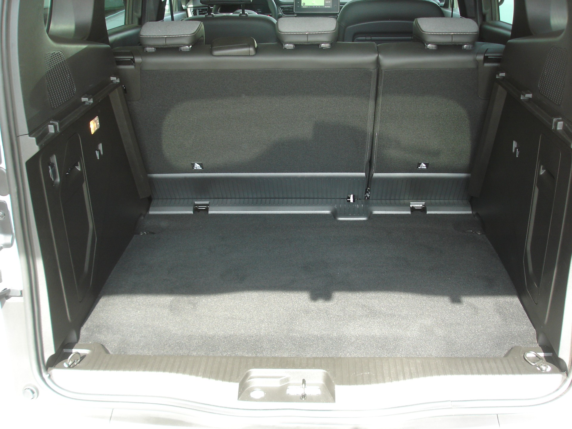 RENAULT Kangoo 1.3 TCe 130 PF Techno EDC-image-5
