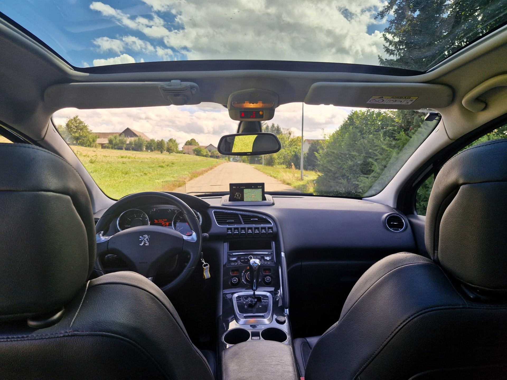 PEUGEOT 3008 1.6 16V T Platinum Tiptronic-image-6