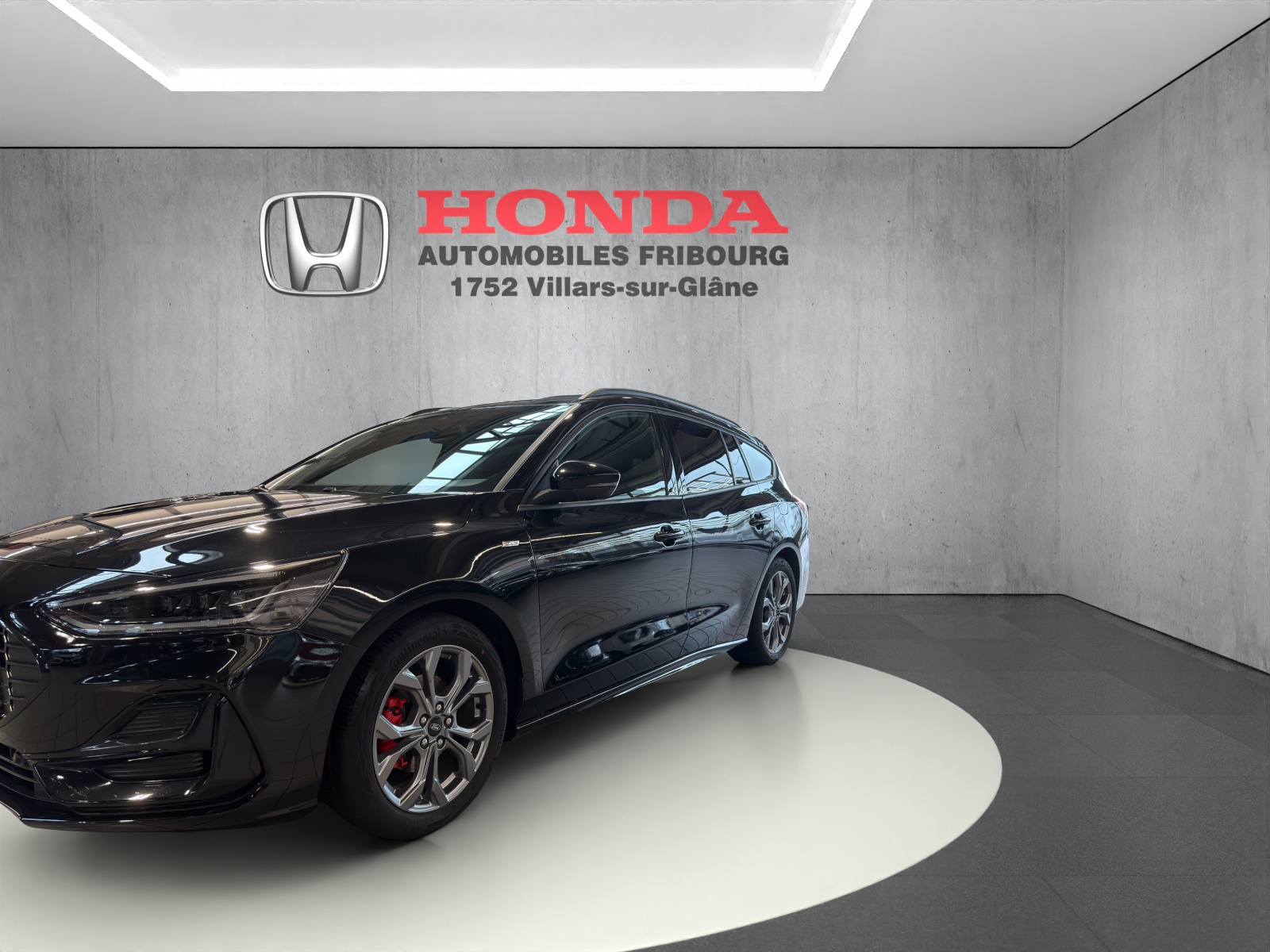 FORD Focus Station Wagon 1.0i EcoB Hybrid 155 ST-Line X-showroom-element-2