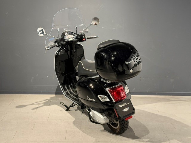PIAGGIO Vespa GTS 300 ABS-image-4