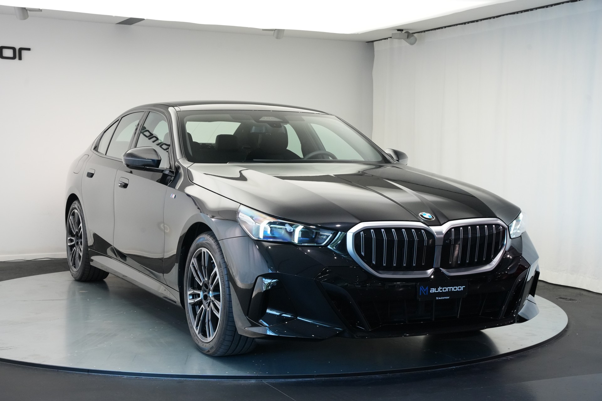 BMW 540d xDrive 48V M Sport Steptronic *HuD* *B&W*-image-47