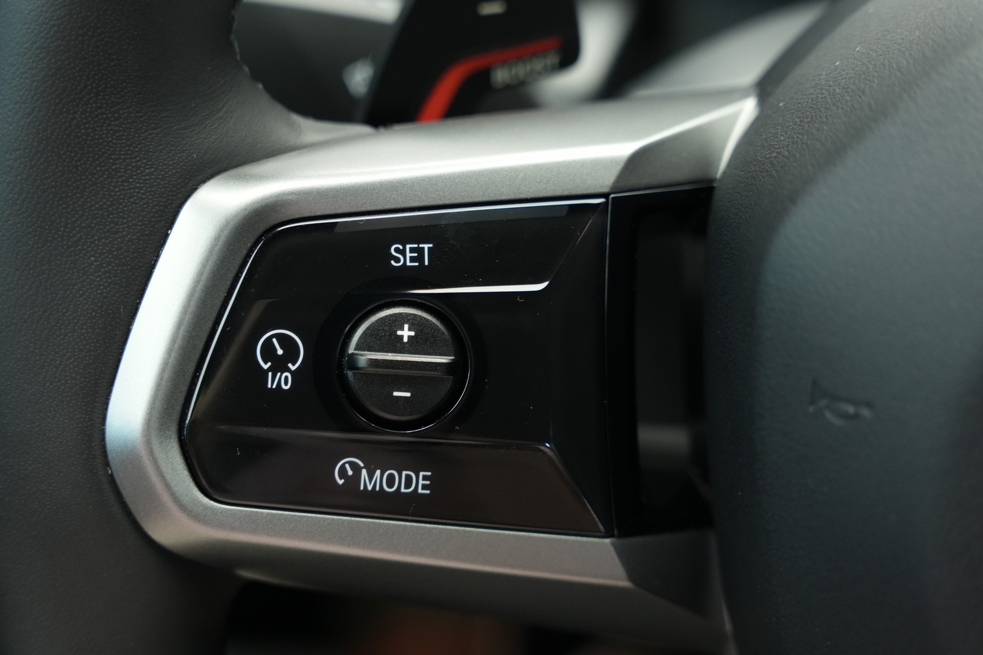 BMW 540d xDrive 48V M Sport Steptronic *HuD* *B&W*-image-26